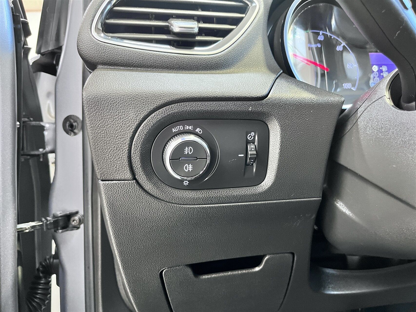 Billede af Opel Grandland X 1,6 PHEV  Plugin-hybrid Cosmo Prestige Pack 225HK 5d 8g Aut.