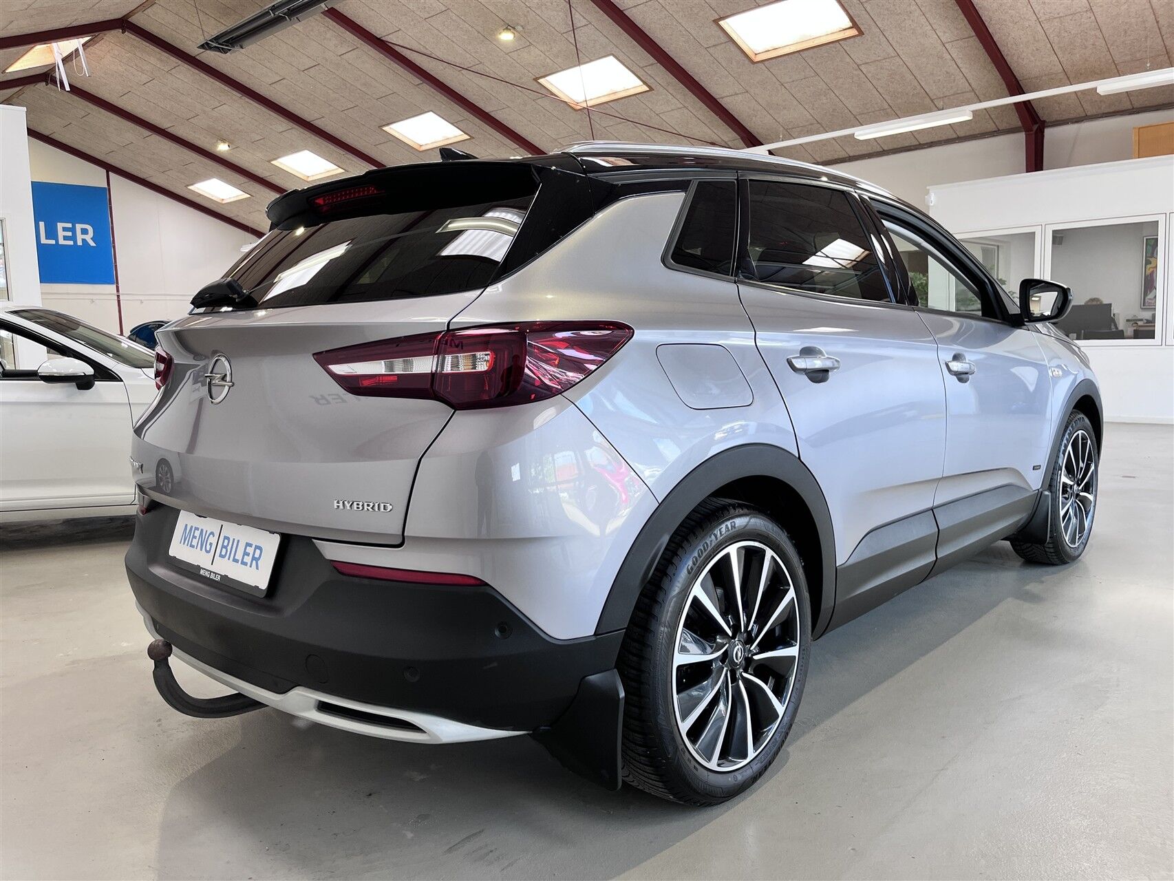 Billede af Opel Grandland X 1,6 PHEV  Plugin-hybrid Cosmo Prestige Pack 225HK 5d 8g Aut.