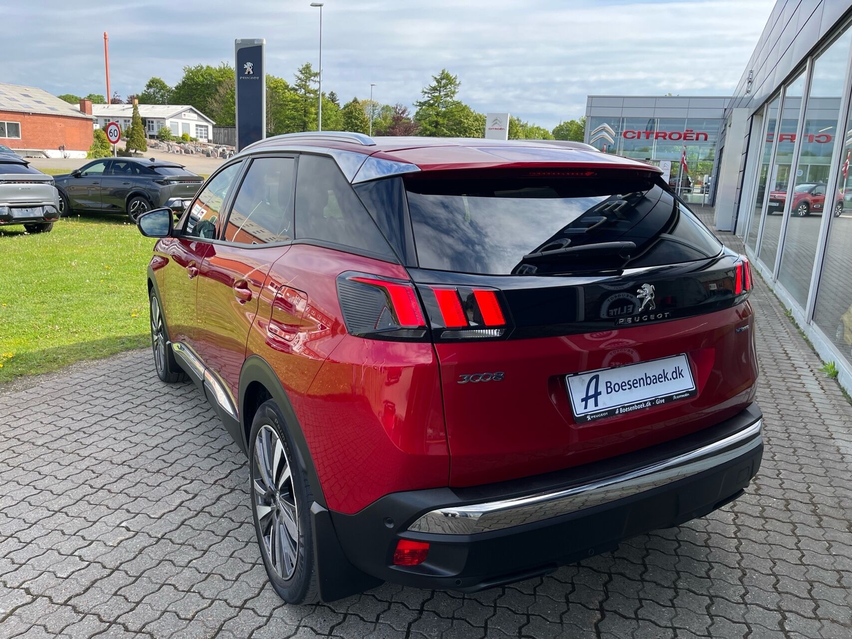Billede af Peugeot 3008 1,6 PureTech  Plugin-hybrid Allure LTD EAT8 225HK 5d 8g Aut.