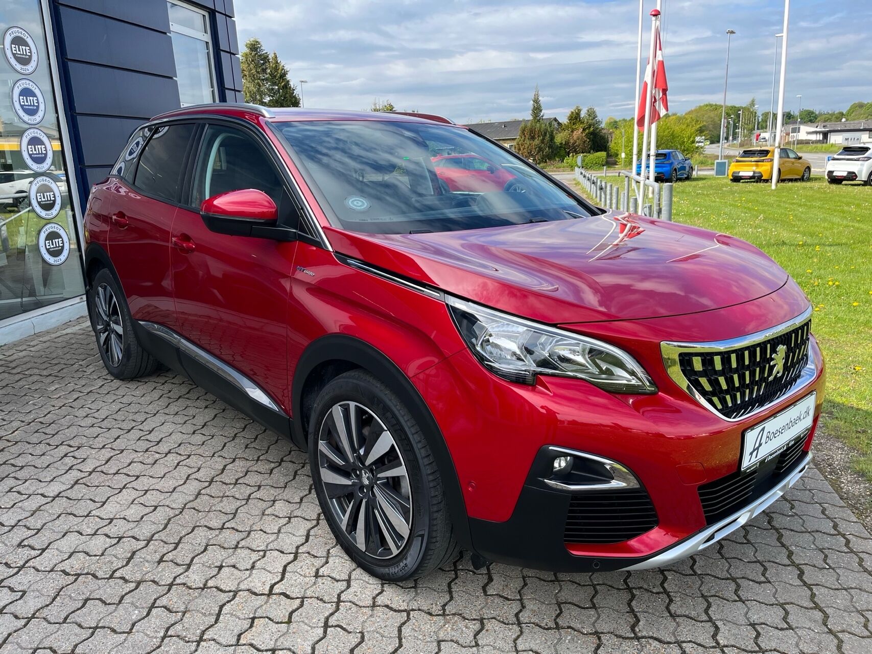 Billede af Peugeot 3008 1,6 PureTech  Plugin-hybrid Allure LTD EAT8 225HK 5d 8g Aut.