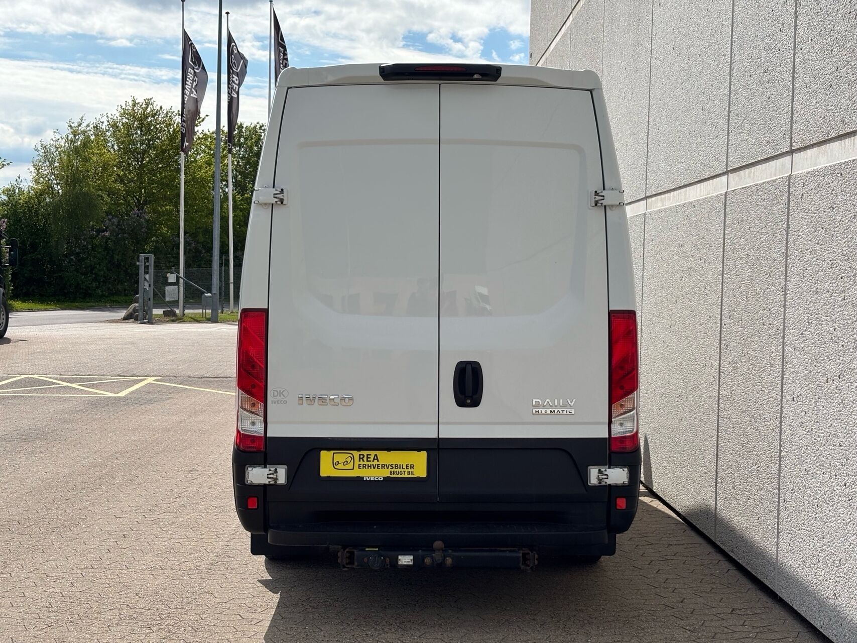 Billede af Iveco Daily 35S16 12m3 2,3 D Forza+ Hi-Matic 156HK Van 8g Aut.