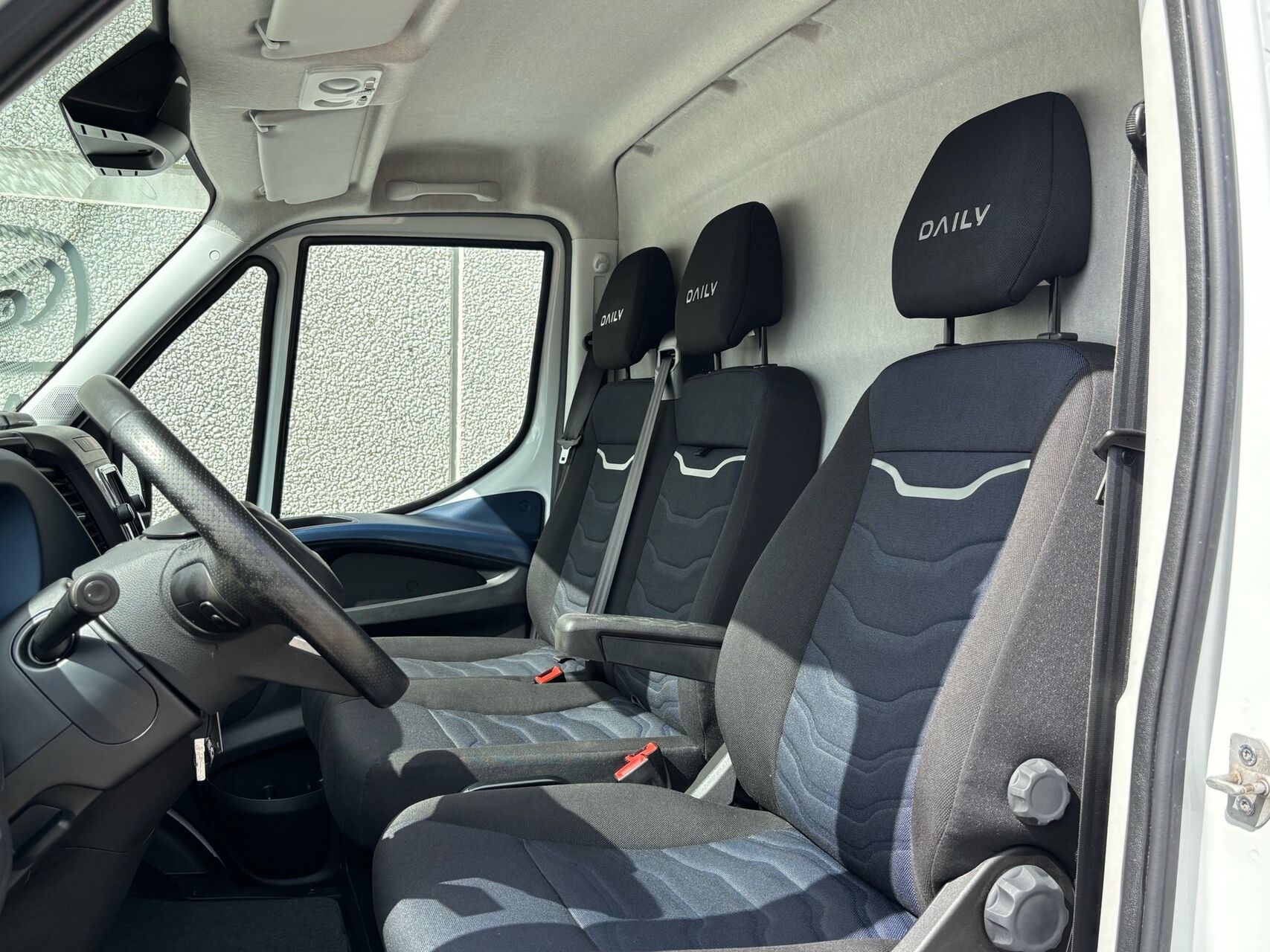 Billede af Iveco Daily 35S16 12m3 2,3 D Forza+ Hi-Matic 156HK Van 8g Aut.