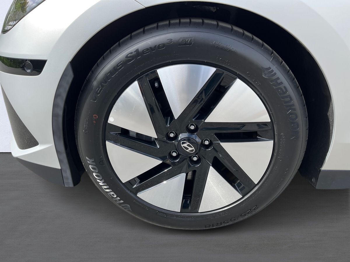 Billede af Hyundai Ioniq 6 Electric 77,4 kWh Techniq 229HK Aut.