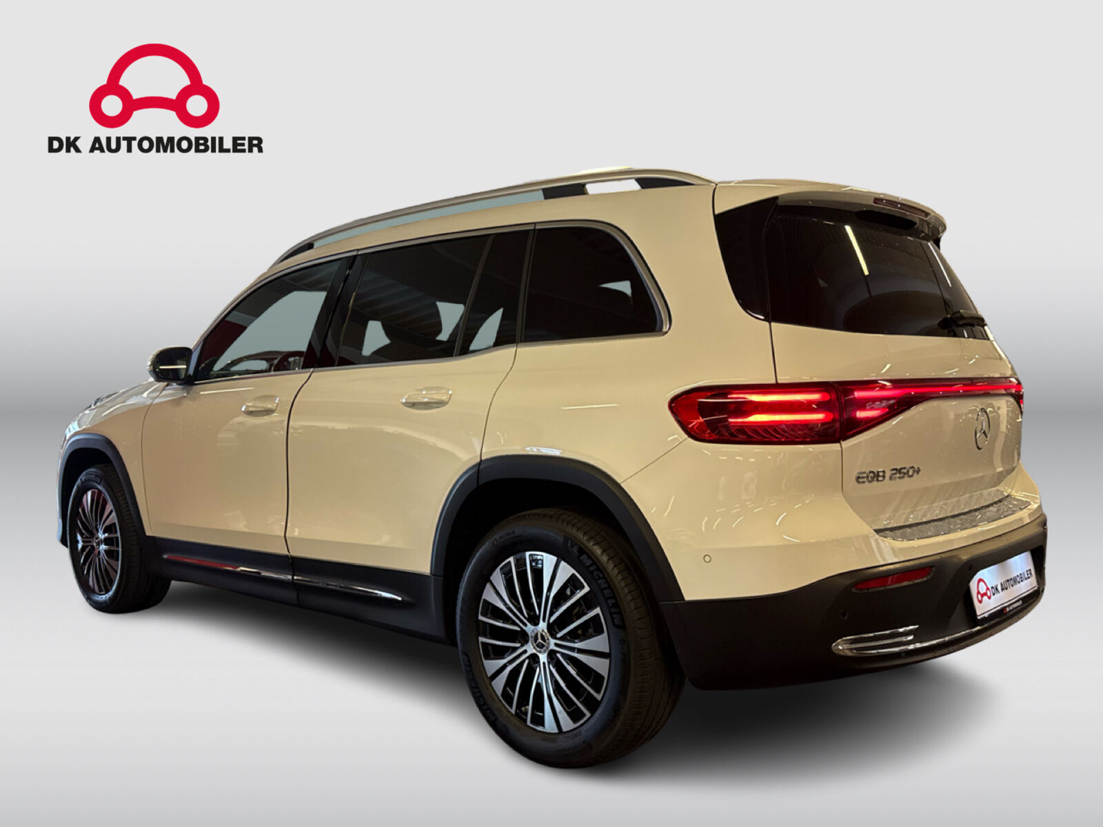 Billede af Mercedes-Benz EQB 250+ EL Progressive 7 pers. 190HK 5d Aut.