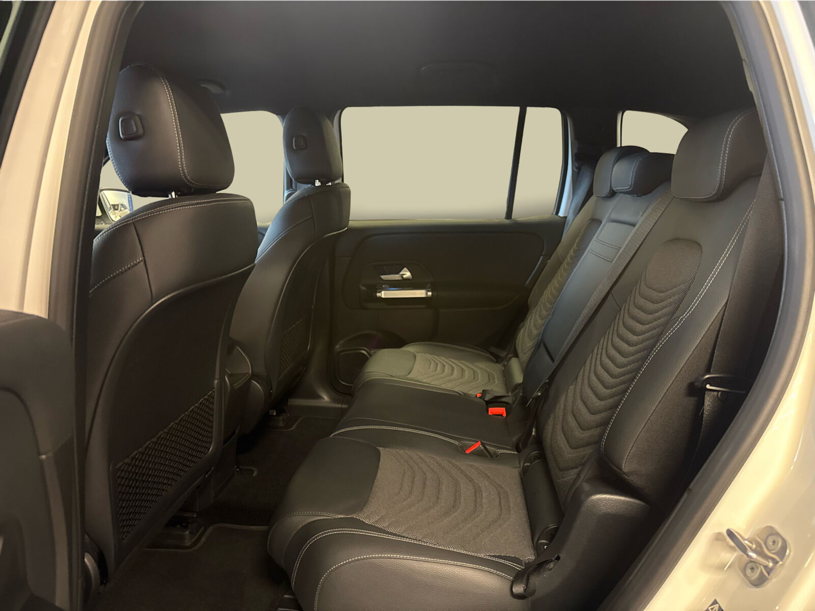 Billede af Mercedes-Benz EQB 250+ EL Progressive 7 pers. 190HK 5d Aut.