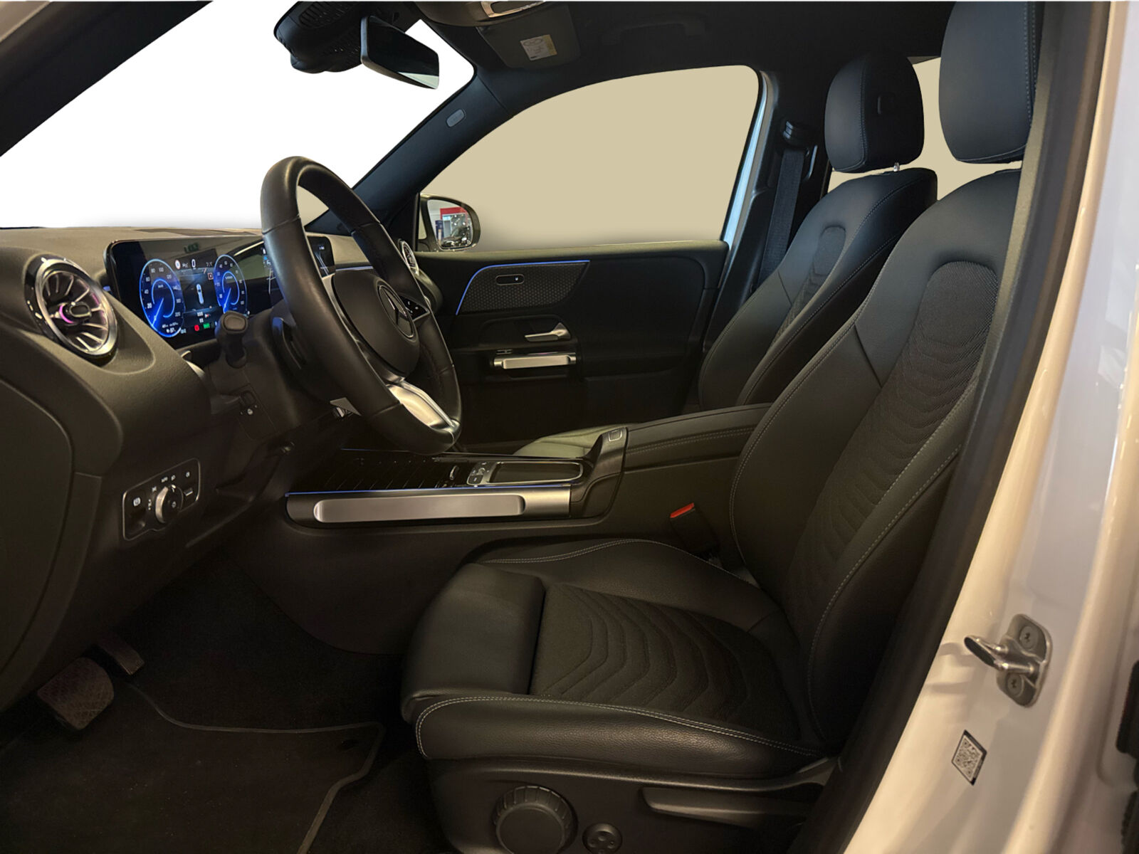 Billede af Mercedes-Benz EQB 250+ EL Progressive 7 pers. 190HK 5d Aut.