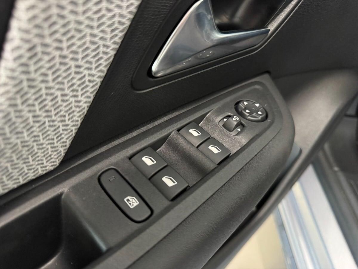 Billede af Citroën e-C4 X EL Palais 156HK 5d Aut.