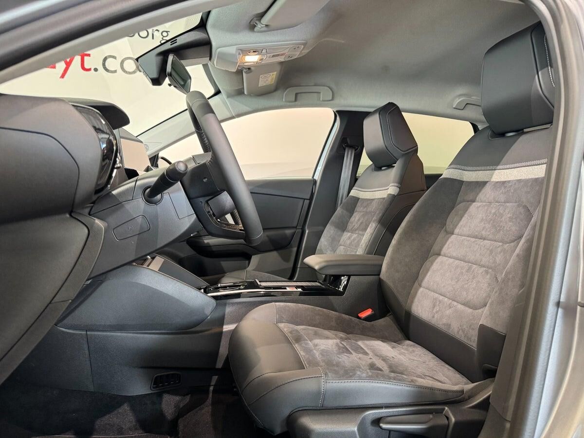 Billede af Citroën e-C4 X EL Palais 156HK 5d Aut.