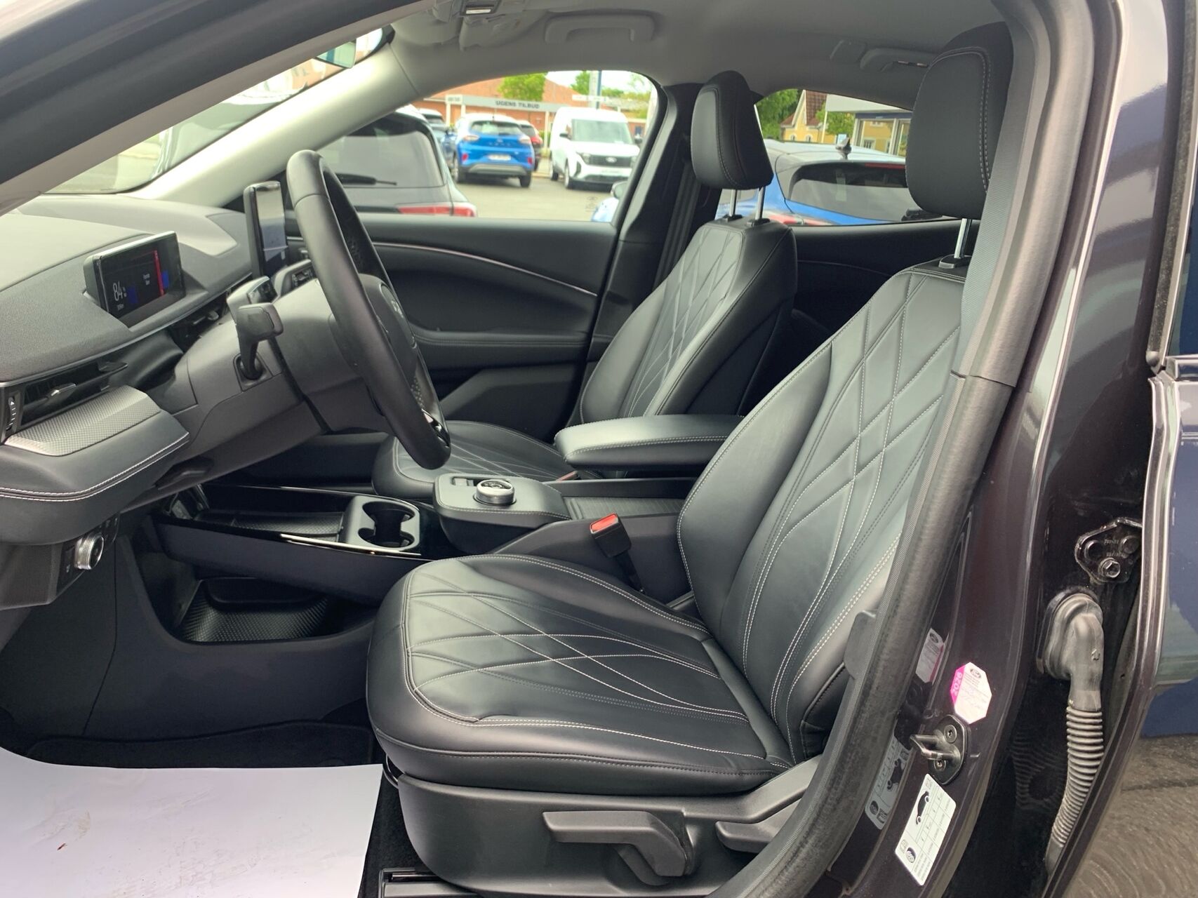 Billede af Ford Mustang Mach-E EL SR 269HK 5d Aut.