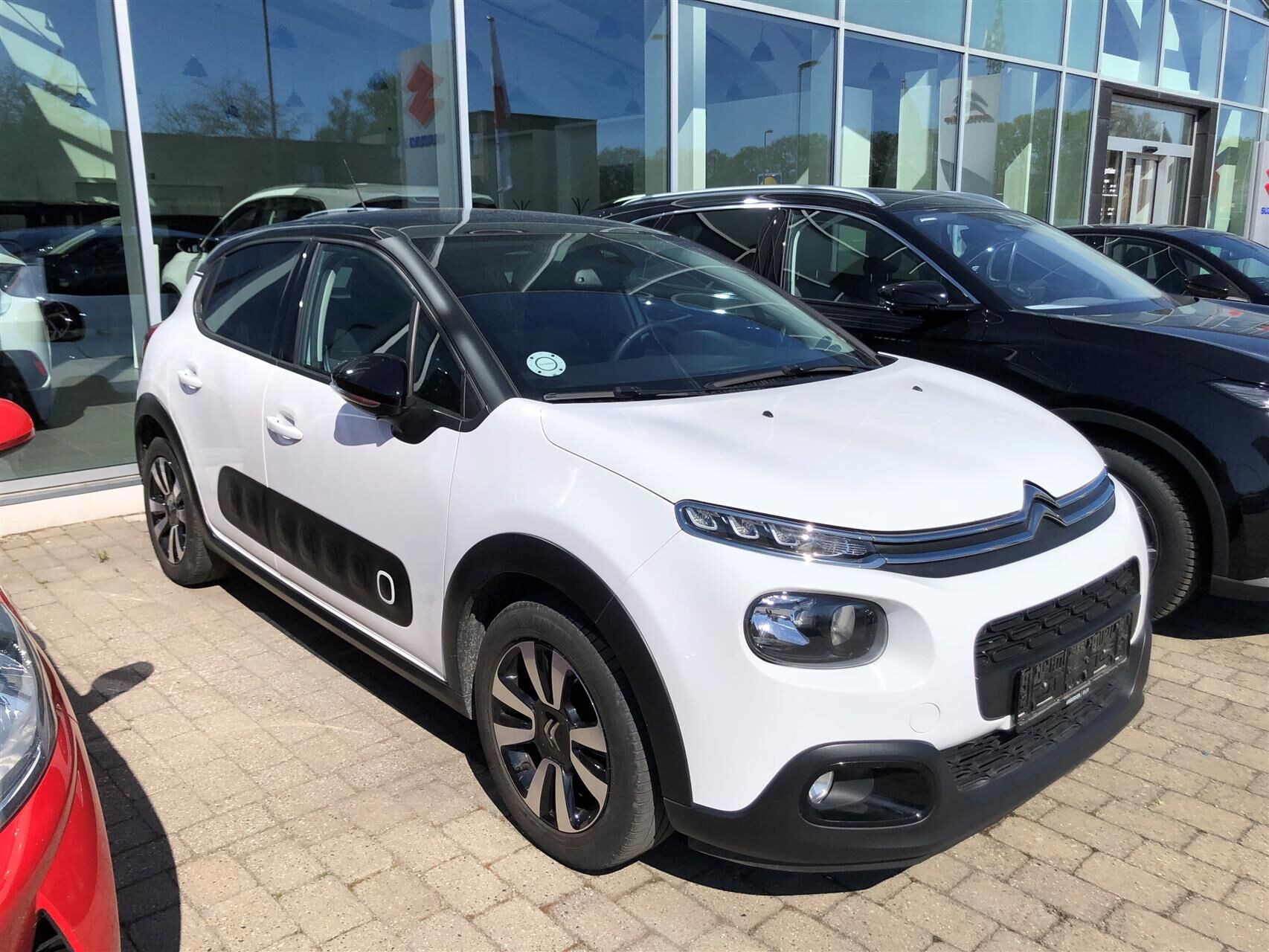 Billede af Citroën C3 1,2 PureTech Skyline EAT6 start/stop 110HK 5d 6g Aut.