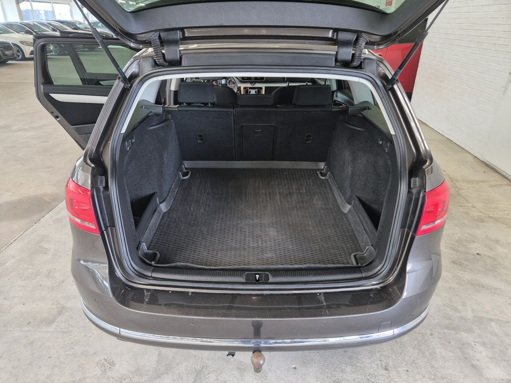 Billede af VW Passat Variant 2,0 TSI R-Line DSG 211HK Stc 6g Aut.