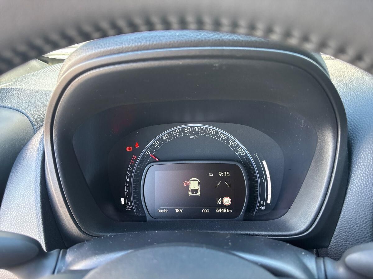 Billede af Toyota Aygo X 1,0 VVT-I Active 72HK 5d