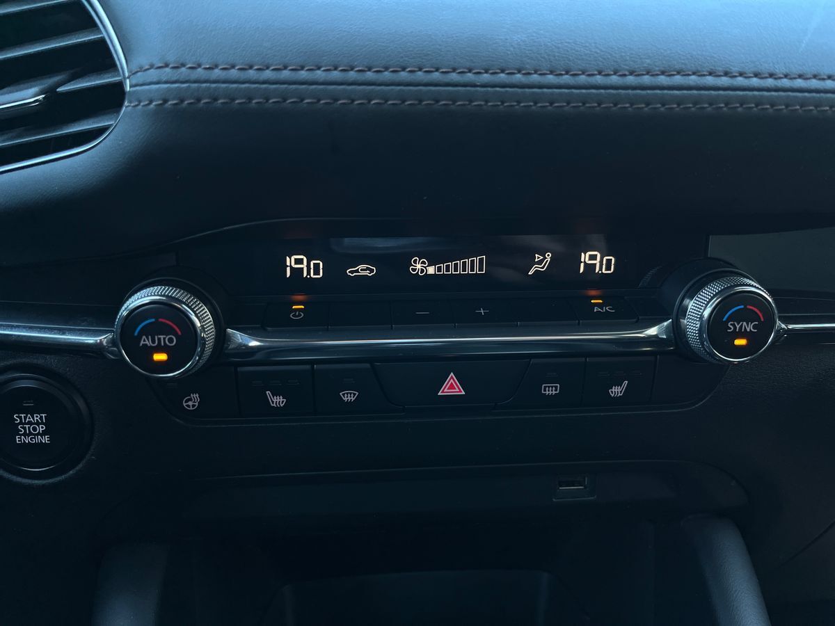 Billede af Mazda 3 2,0 Skyactiv-G  Mild hybrid Sky 122HK 5d 6g