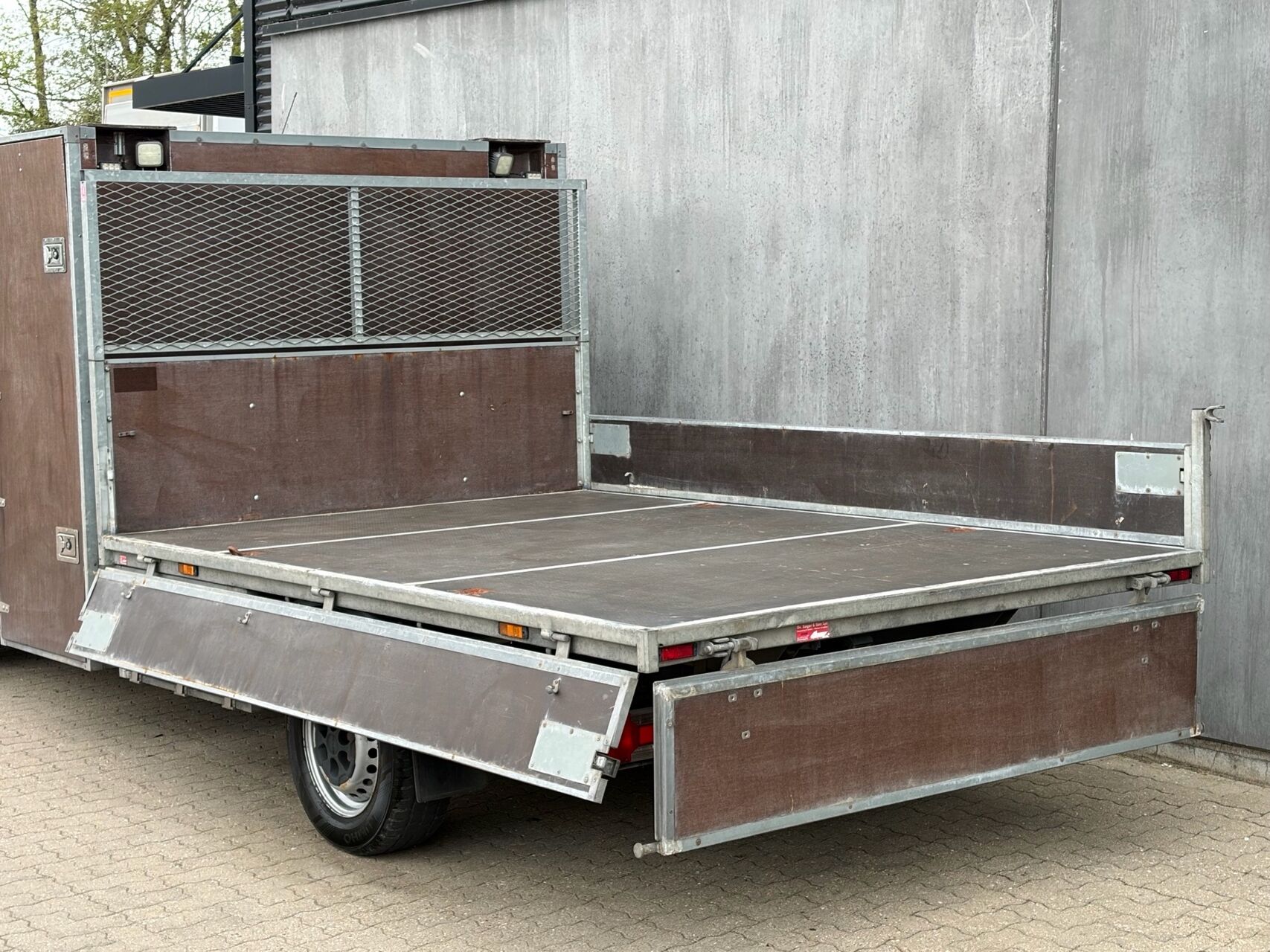 Billede af Iveco Daily 35S16 3750mm 2,3 D 156HK Ladv./Chas. 8g Aut.
