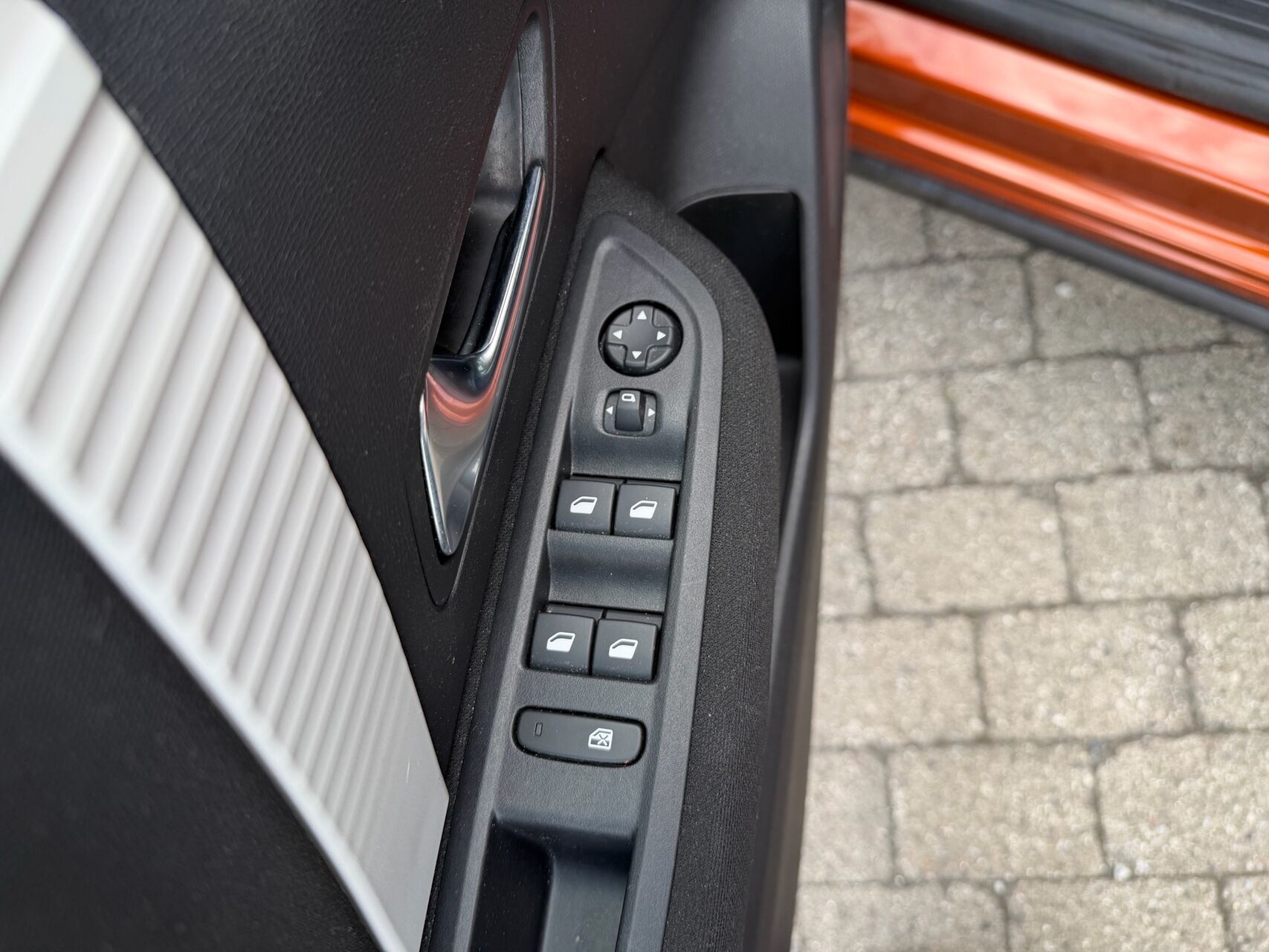 Billede af Citroën C4 1,2 PureTech Iconic 100HK 5d