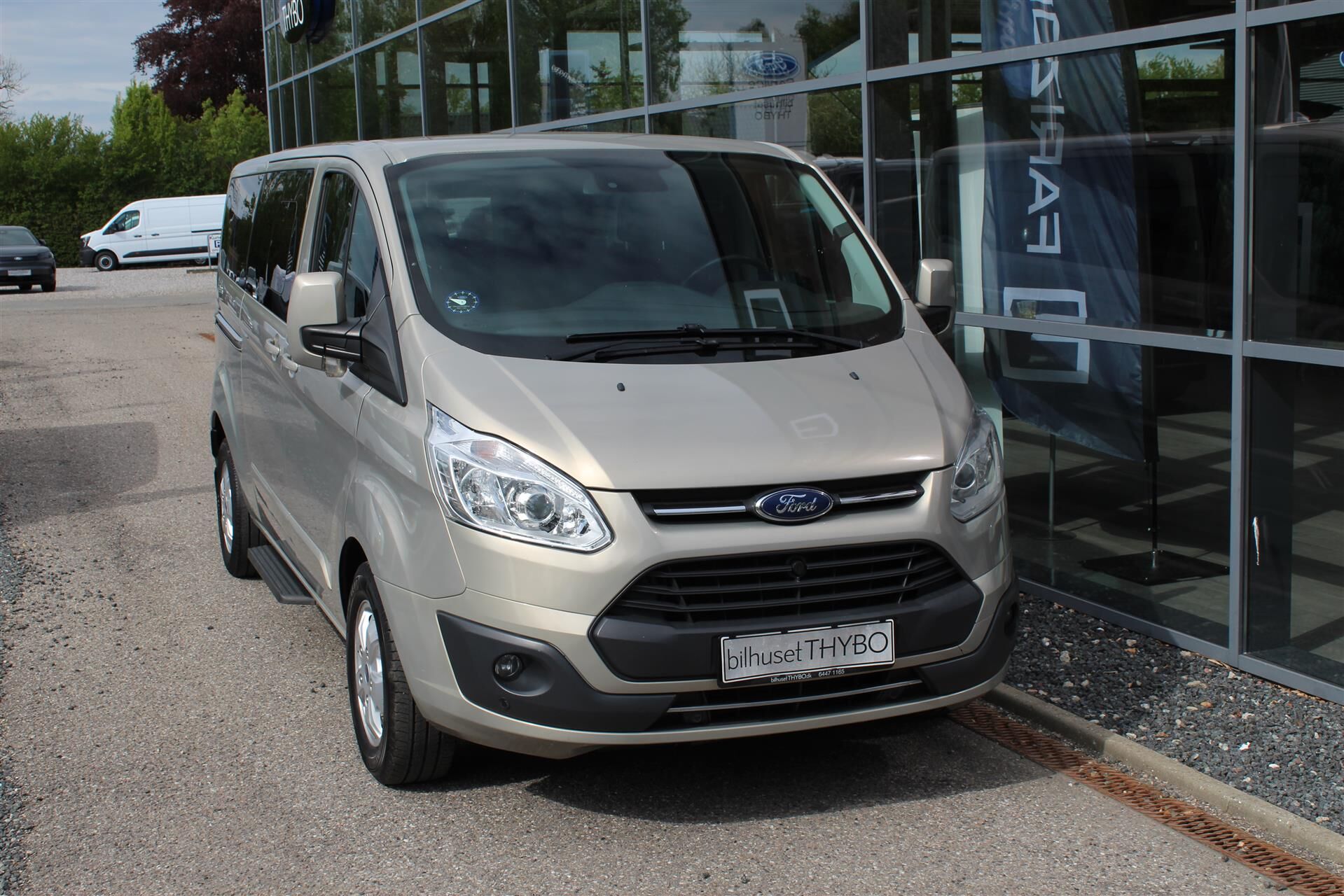 Billede af Ford Tourneo Custom 310 L2H1 2,0 TDCi Titanium 130HK 6g