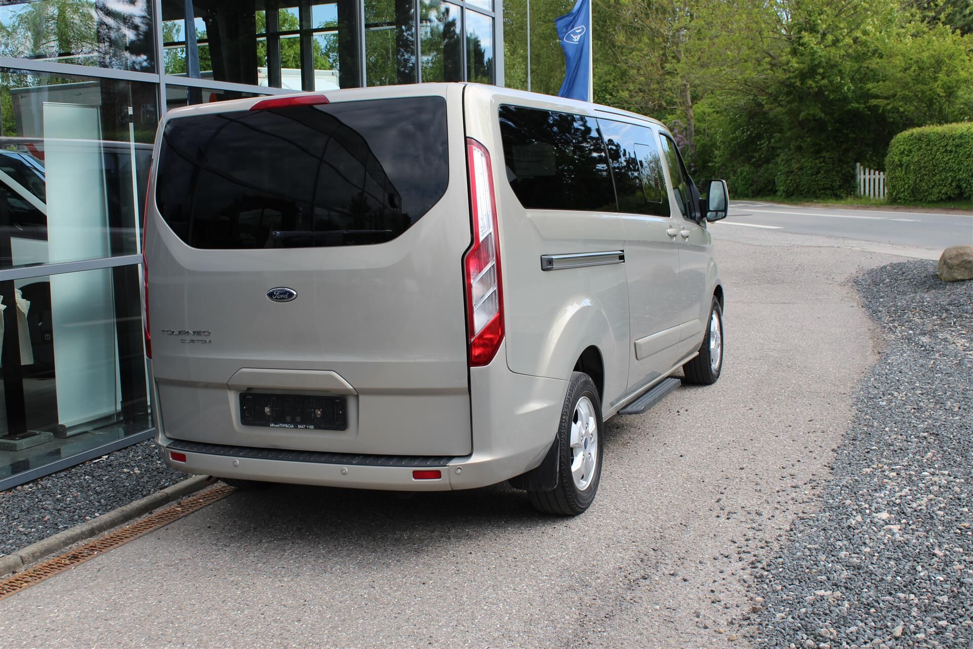 Billede af Ford Tourneo Custom 310 L2H1 2,0 TDCi Titanium 130HK 6g