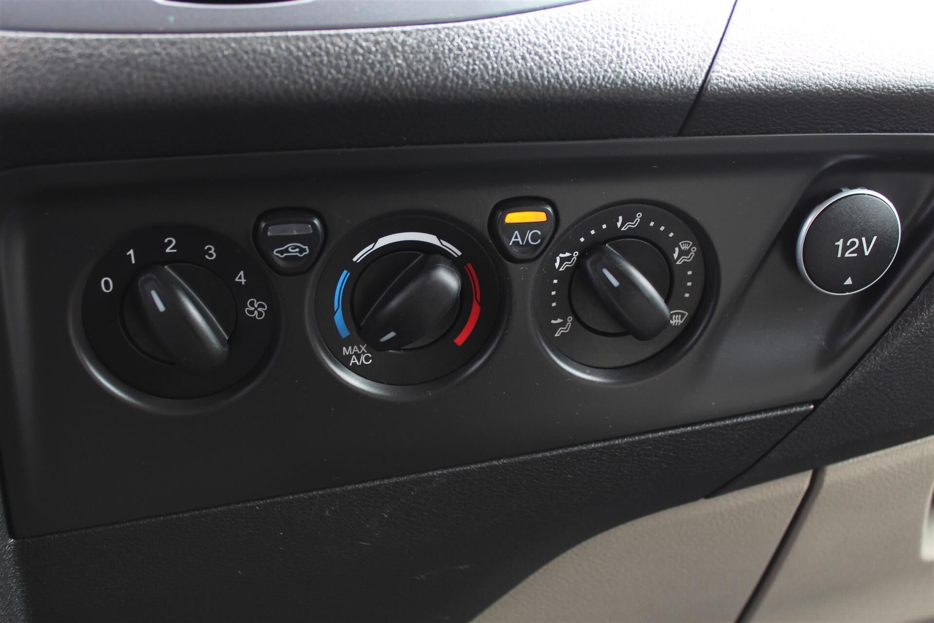 Billede af Ford Tourneo Custom 310 L2H1 2,0 TDCi Titanium 130HK 6g