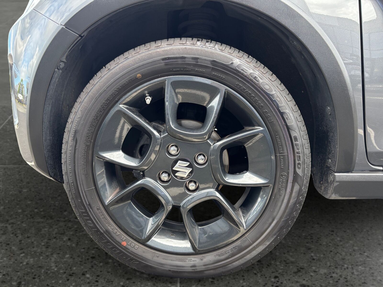 Billede af Suzuki Ignis 1,2 Dualjet  Mild hybrid Adventure Hybrid CVT 83HK 5d Aut.