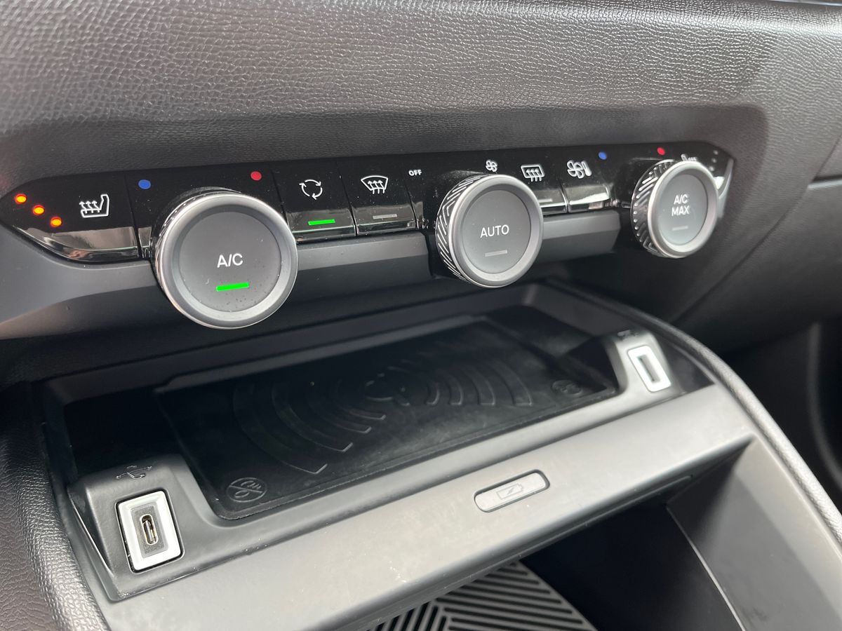 Billede af Citroën e-C4 X EL Palais Sky 136HK 5d Aut.