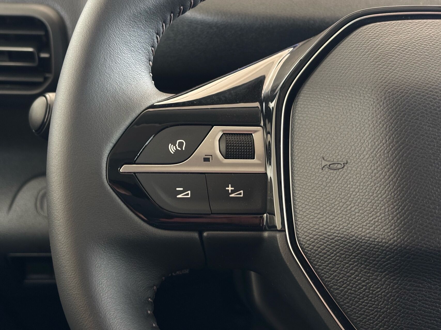Billede af Peugeot e-Partner L1 V2 EL Plus 136HK Van Aut.