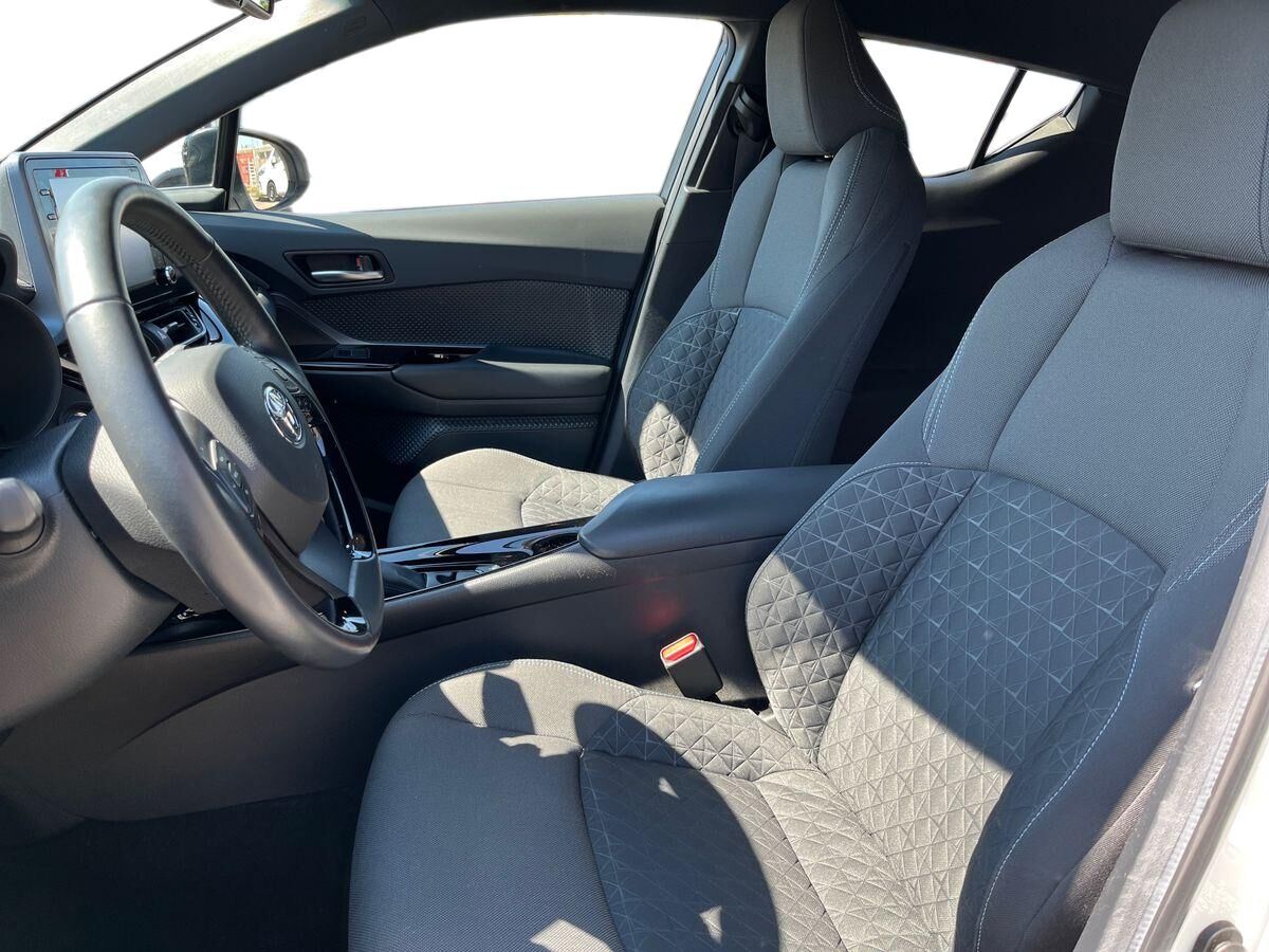Billede af Toyota C-HR 1,8 Hybrid C-LUB Premium Multidrive S 122HK 5d Aut.