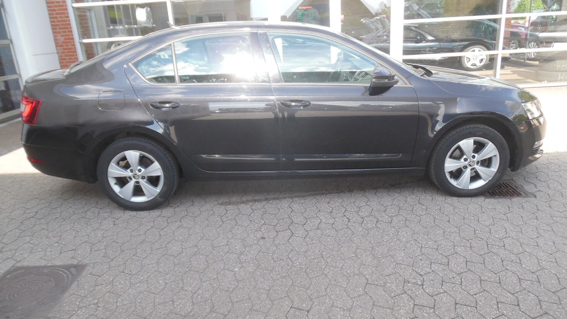 Billede af Skoda Octavia 1,5 TSI ACT Business Line+ Dynamic DSG 150HK 5d 7g Aut.