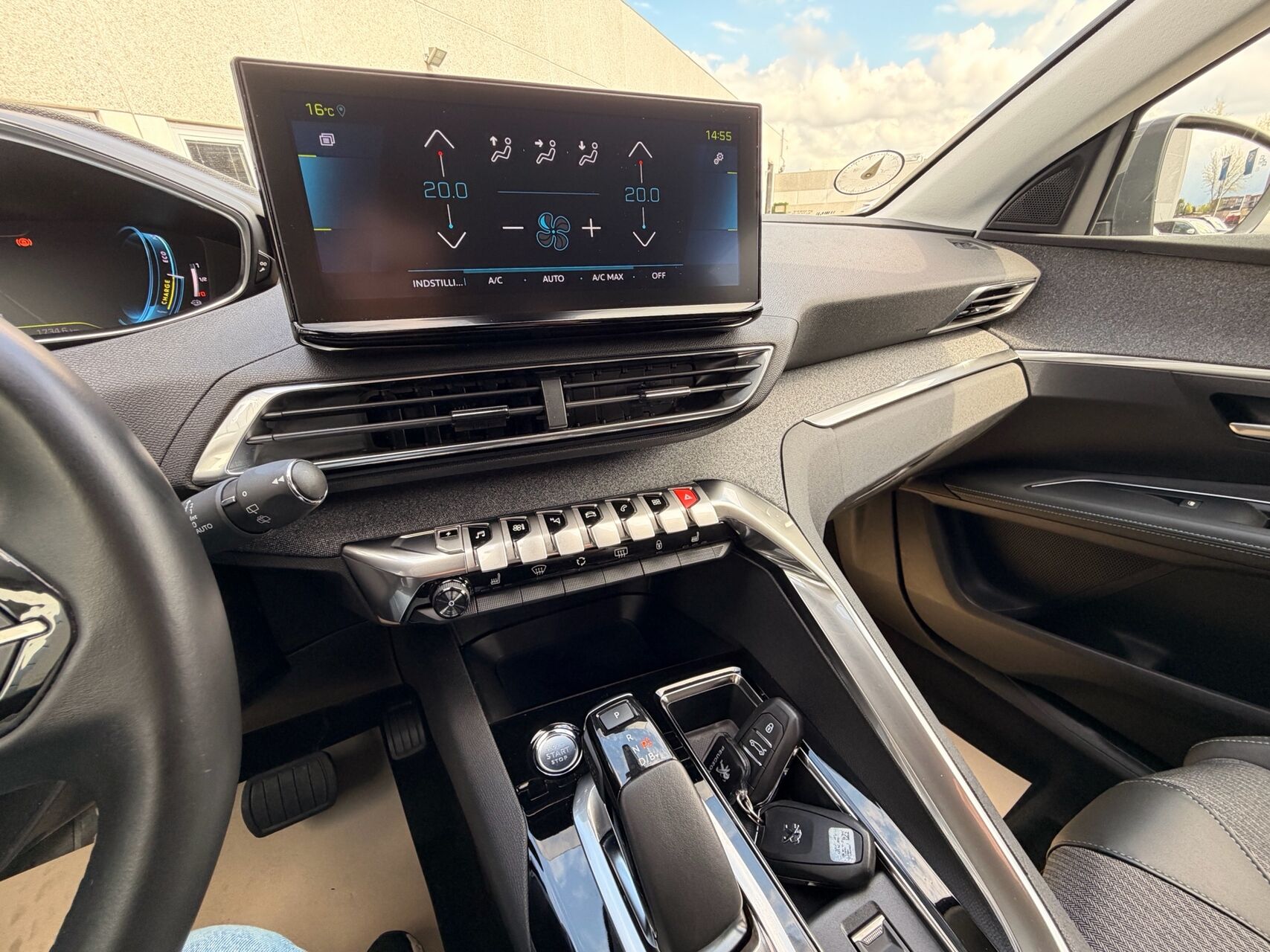 Billede af Peugeot 3008 1,6 PureTech  Plugin-hybrid Allure Pack EAT8 225HK 5d 8g Aut.