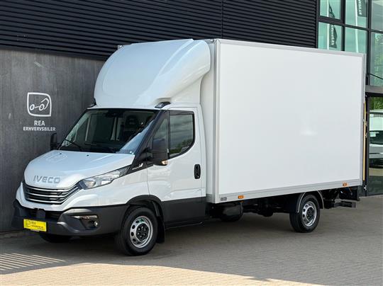 Iveco Daily 35S18 4200mm 3,0 D 180HK Ladv./Chas. 8g Aut.