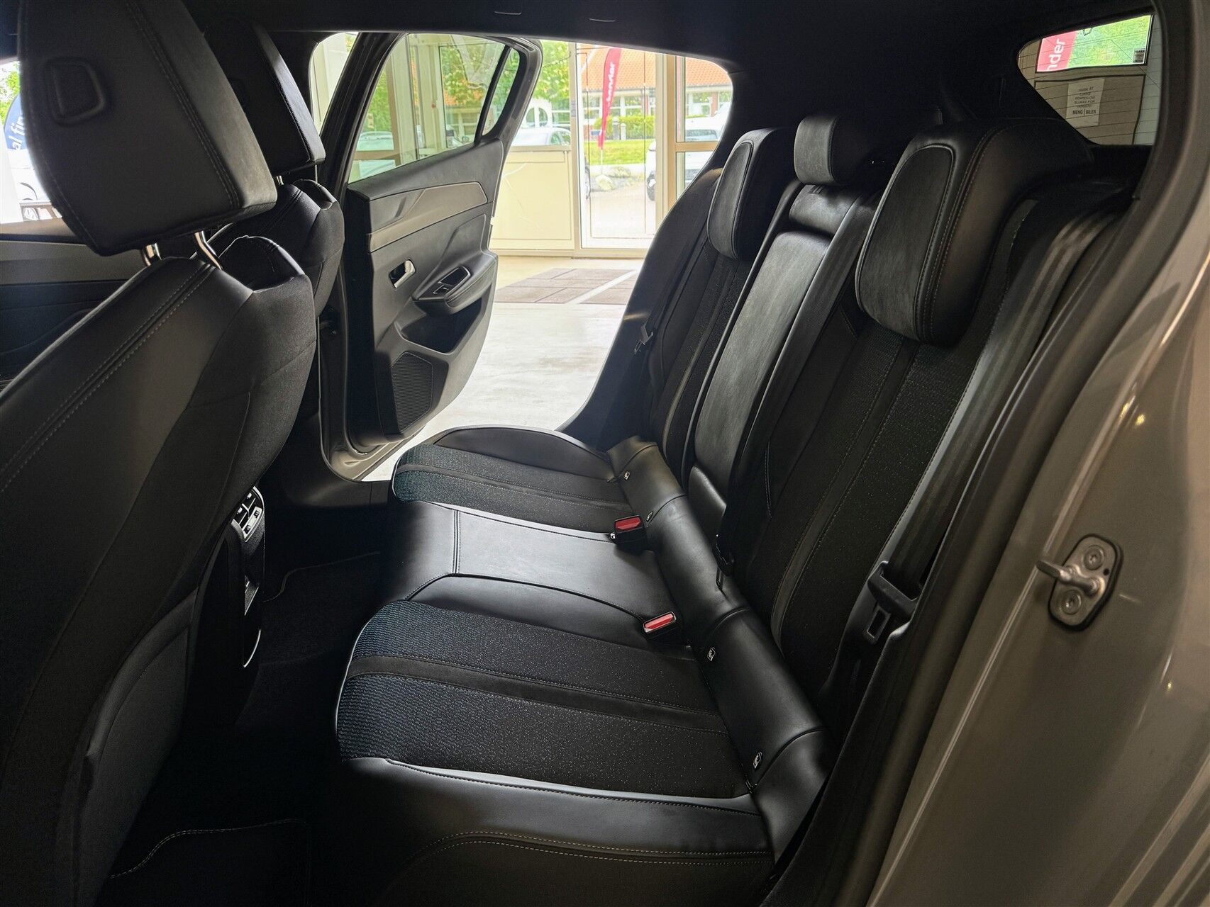 Billede af Peugeot e-308 EL First Edition 156HK 5d Aut.