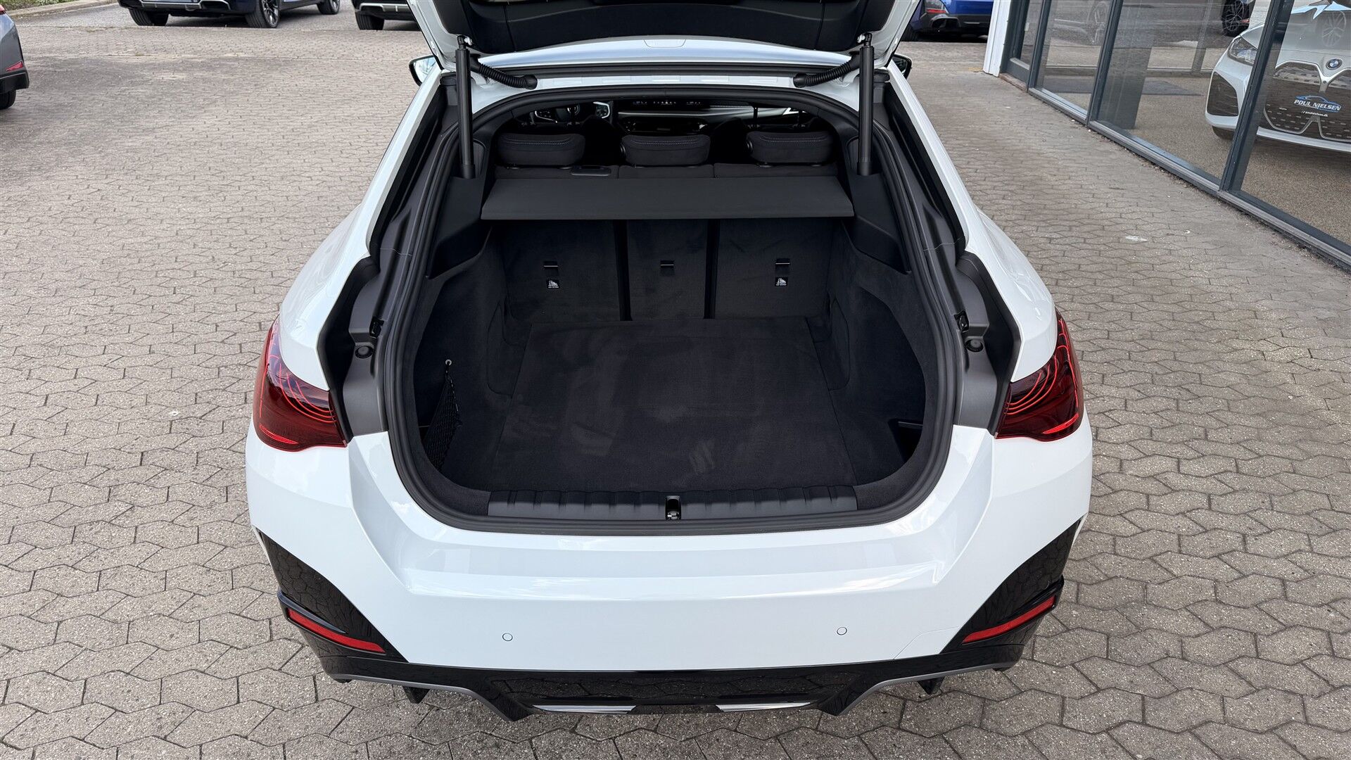 Billede af BMW i4 xDrive40 Gran Coupé Fully Charged M-Sport 401HK 5d Aut. 