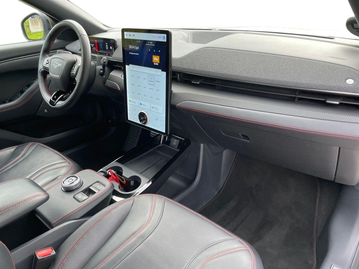 Billede af Ford Mustang Mach-E EL UR AWD 351HK 5d Aut.