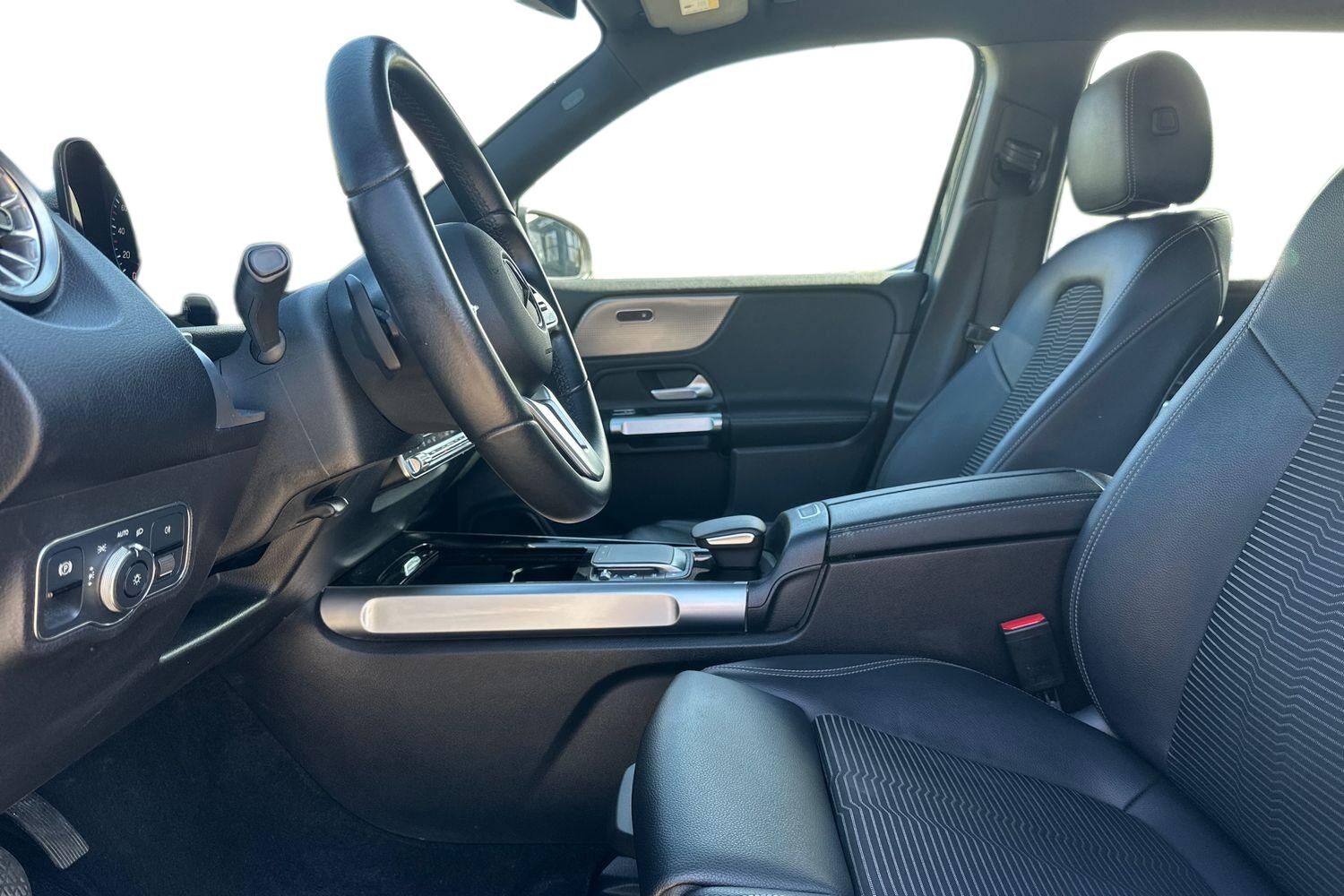 Billede af Mercedes-Benz EQB 300 EL Premium 4Matic 228HK 5d Aut.