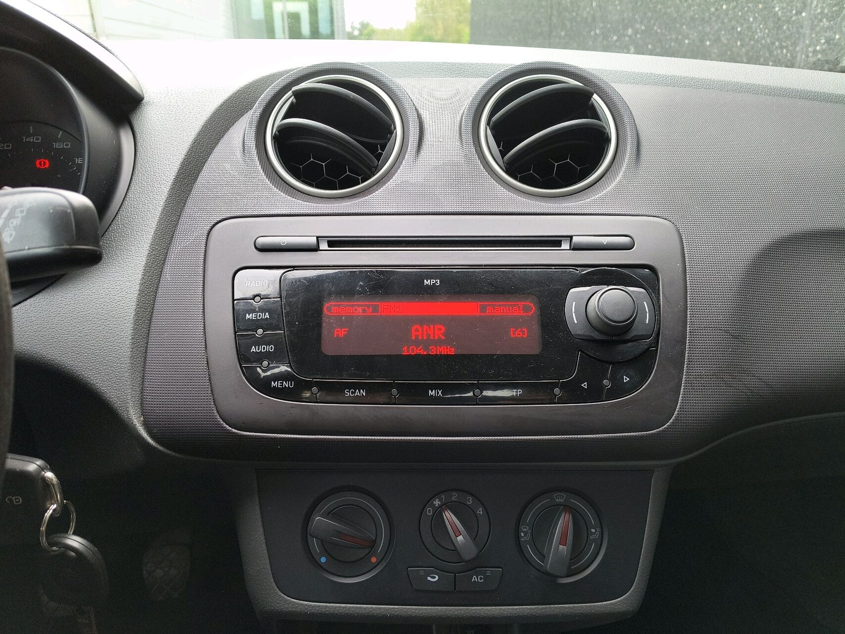 Billede af Seat Ibiza 1,4 16V Reference 85HK 5d