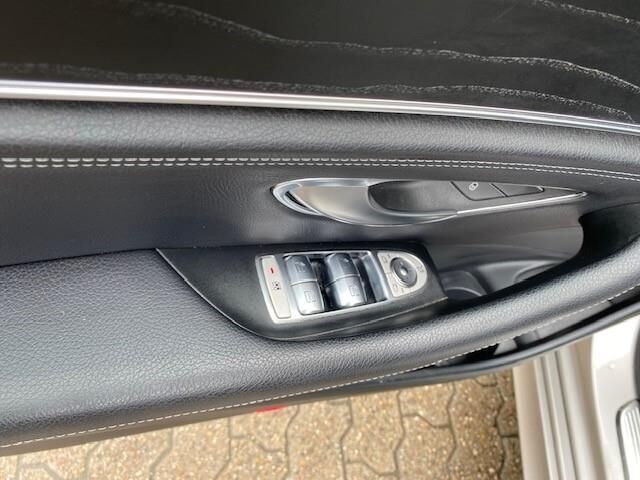 Billede af Mercedes-Benz E300 de T 2,0 Plugin-hybrid AMG Line 9G-Tronic 306HK Stc Aut.