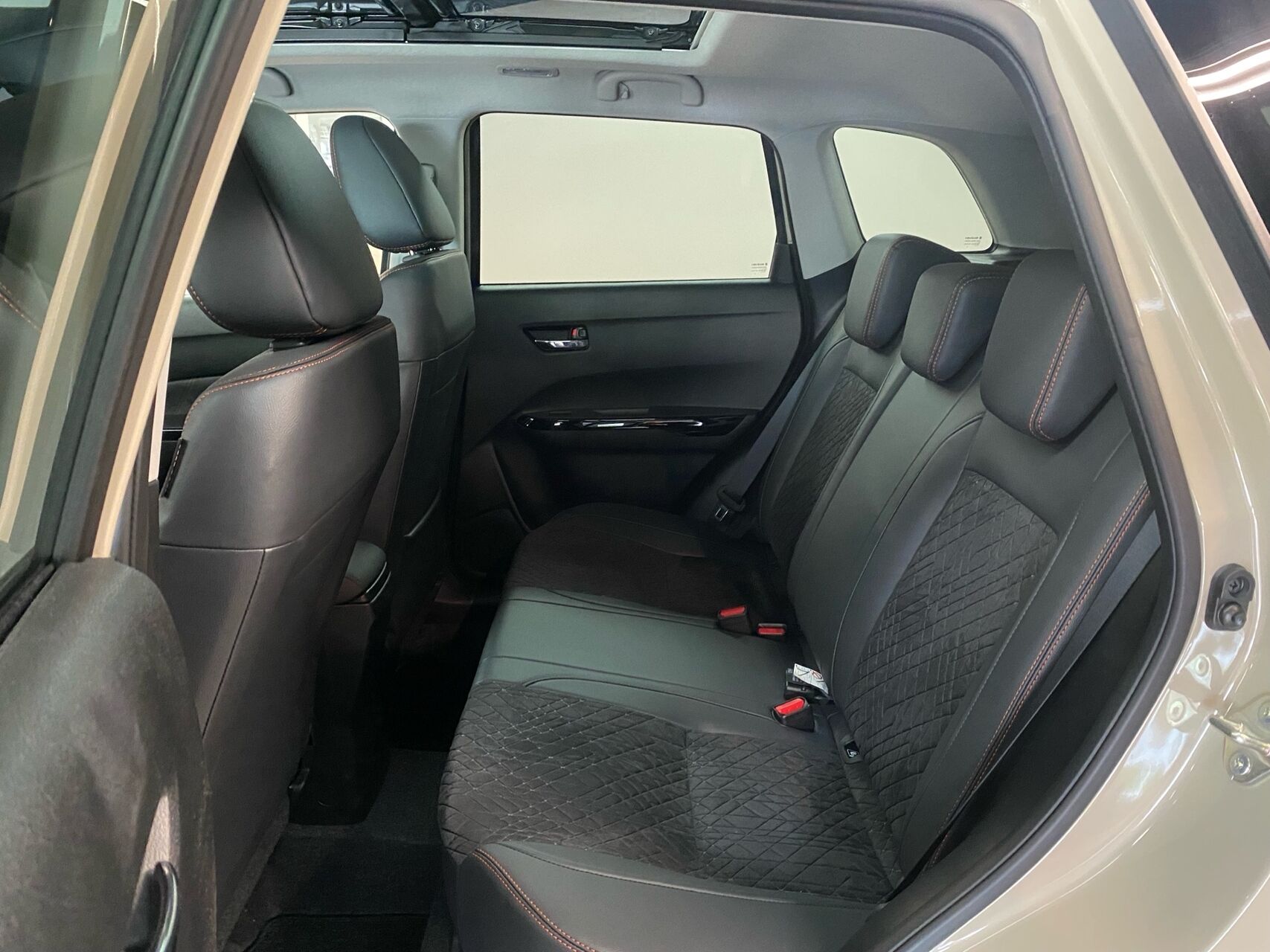 Billede af Suzuki Vitara 1,4 Black Edition 110HK 5d 6g