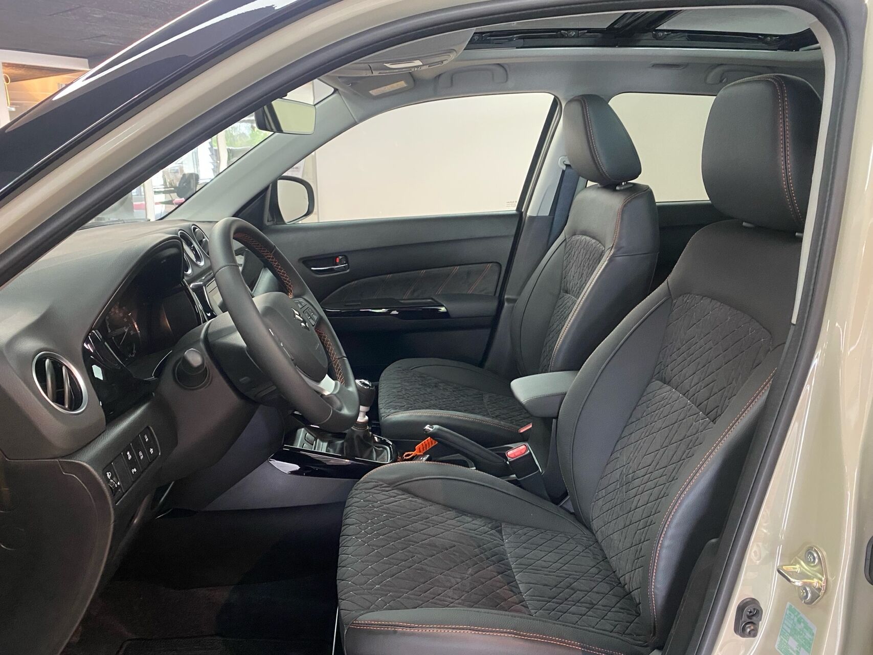 Billede af Suzuki Vitara 1,4 Black Edition 110HK 5d 6g