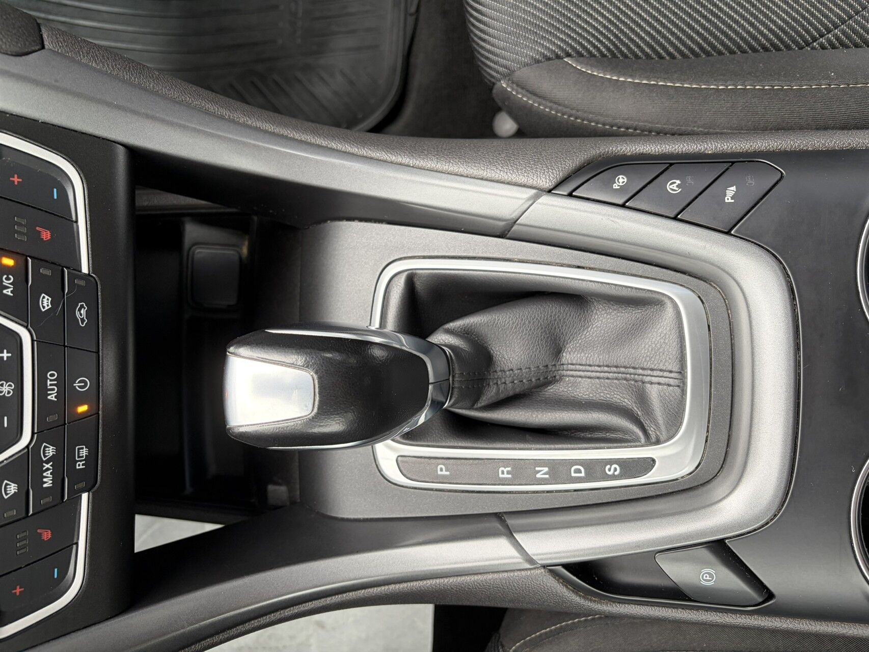 Billede af Ford Mondeo 1,5 EcoBoost Titanium 165HK Stc 6g Aut.