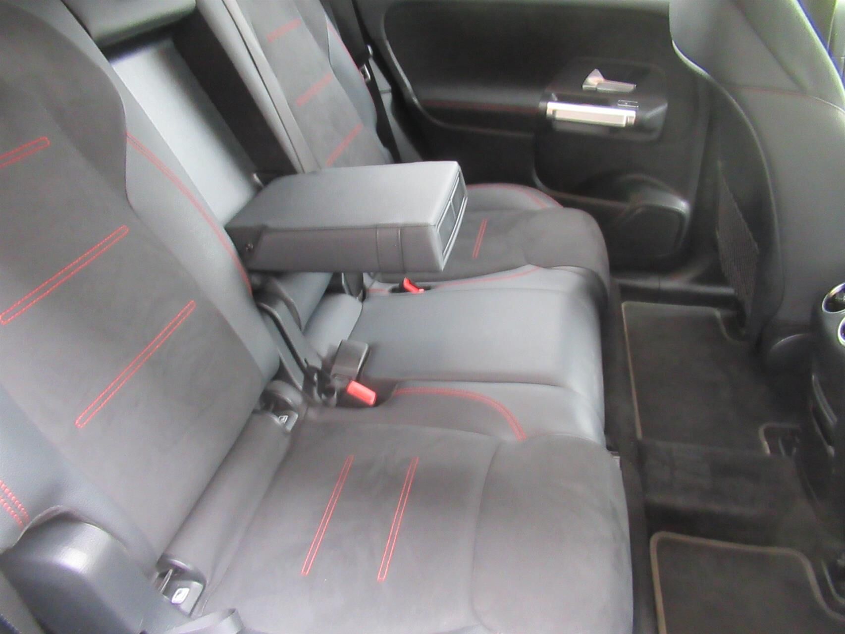 Billede af Mercedes-Benz EQB 250+ EL AMG Edition 190HK 5d Aut.