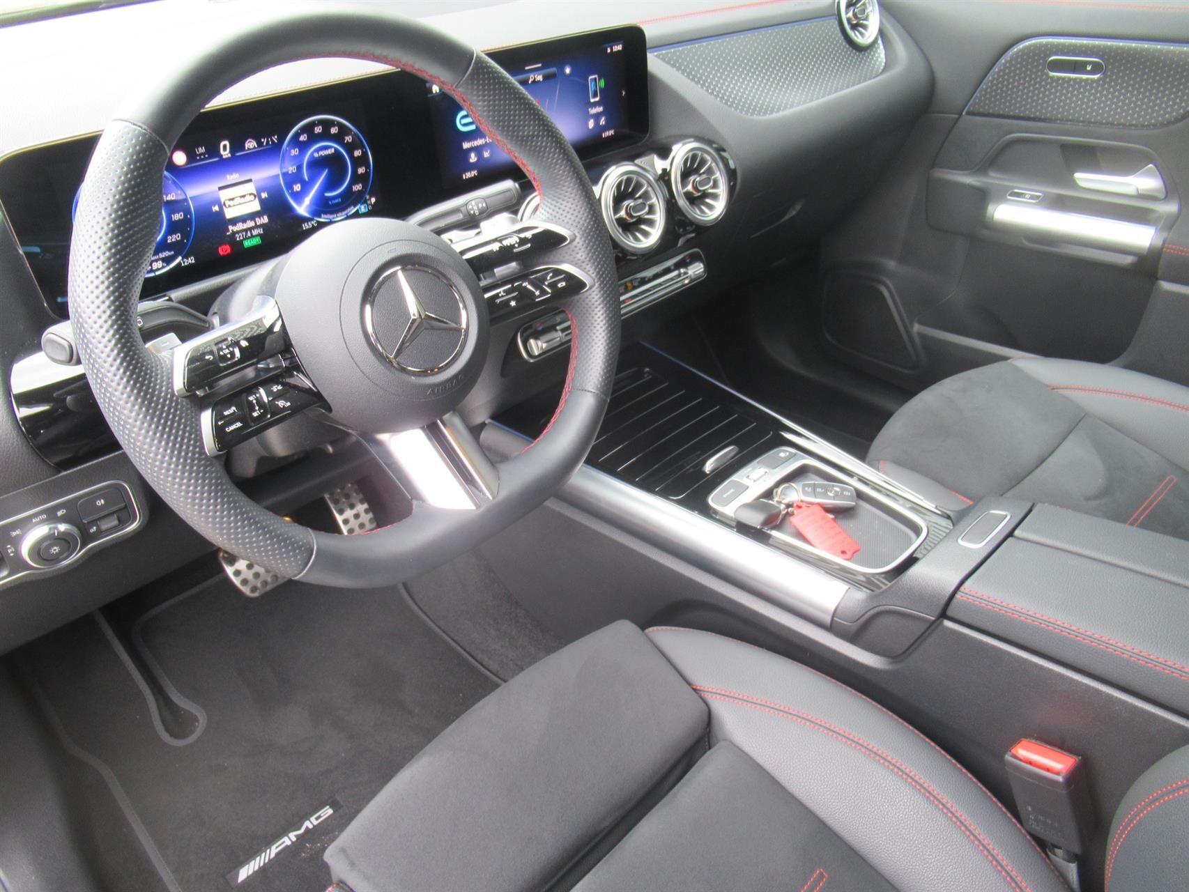 Billede af Mercedes-Benz EQA 250+ EL AMG Line 190HK 5d Aut.
