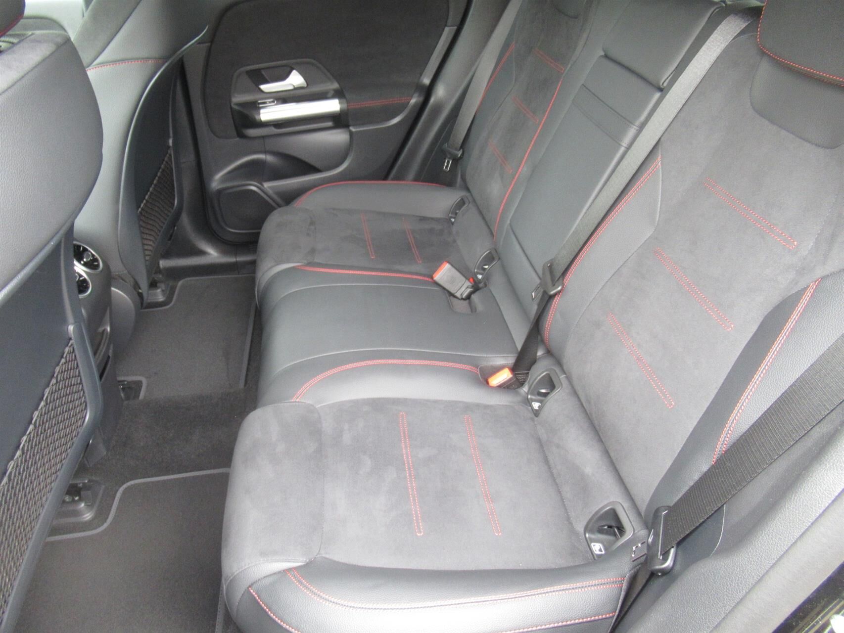 Billede af Mercedes-Benz EQA 250+ EL AMG Line 190HK 5d Aut.