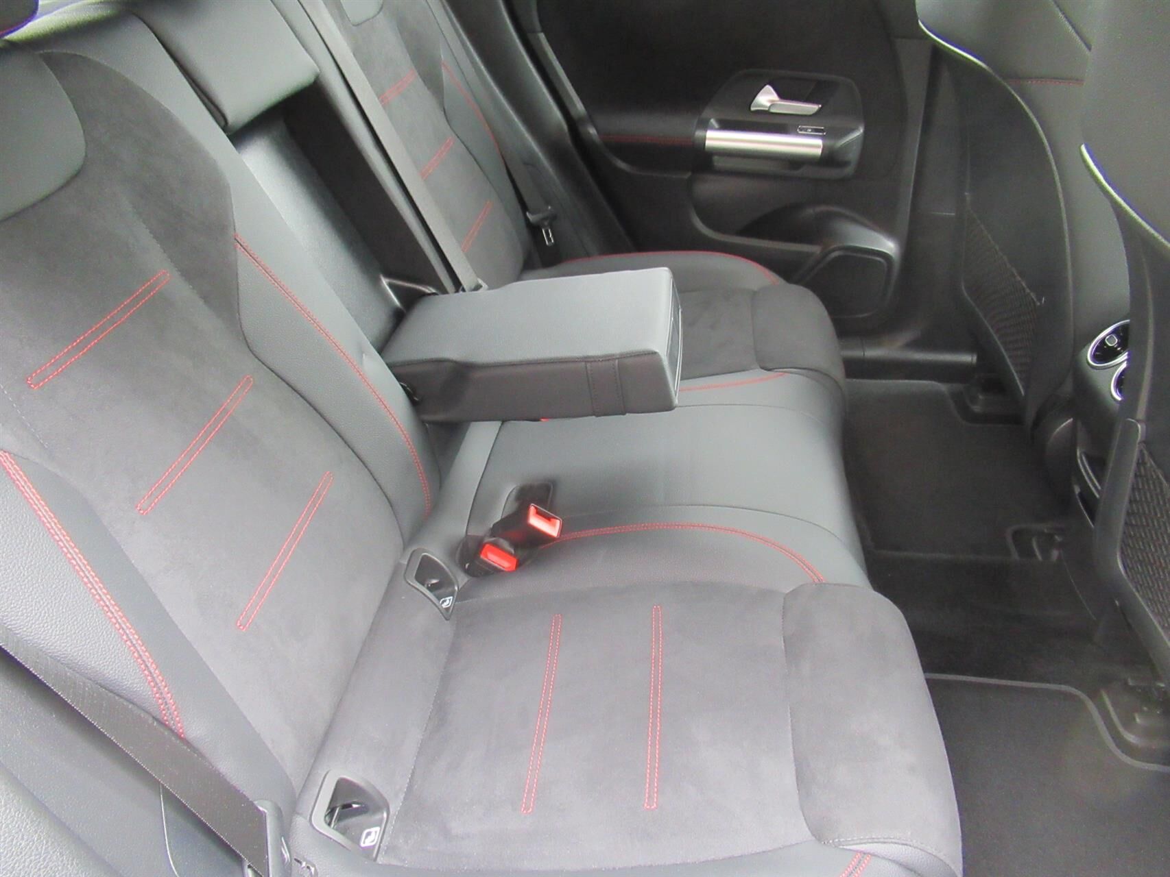 Billede af Mercedes-Benz EQA 250+ EL AMG Line 190HK 5d Aut.