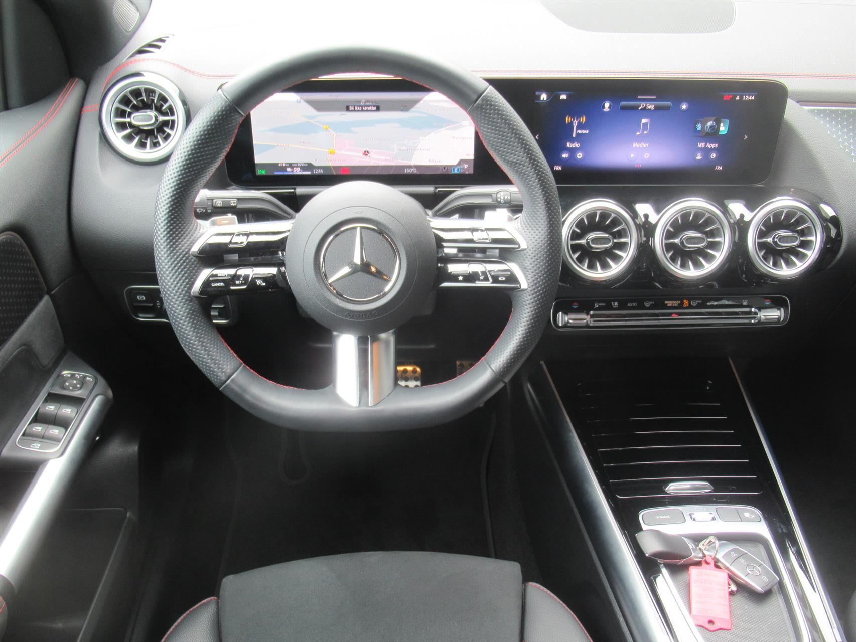 Billede af Mercedes-Benz EQA 250+ EL AMG Line 190HK 5d Aut.