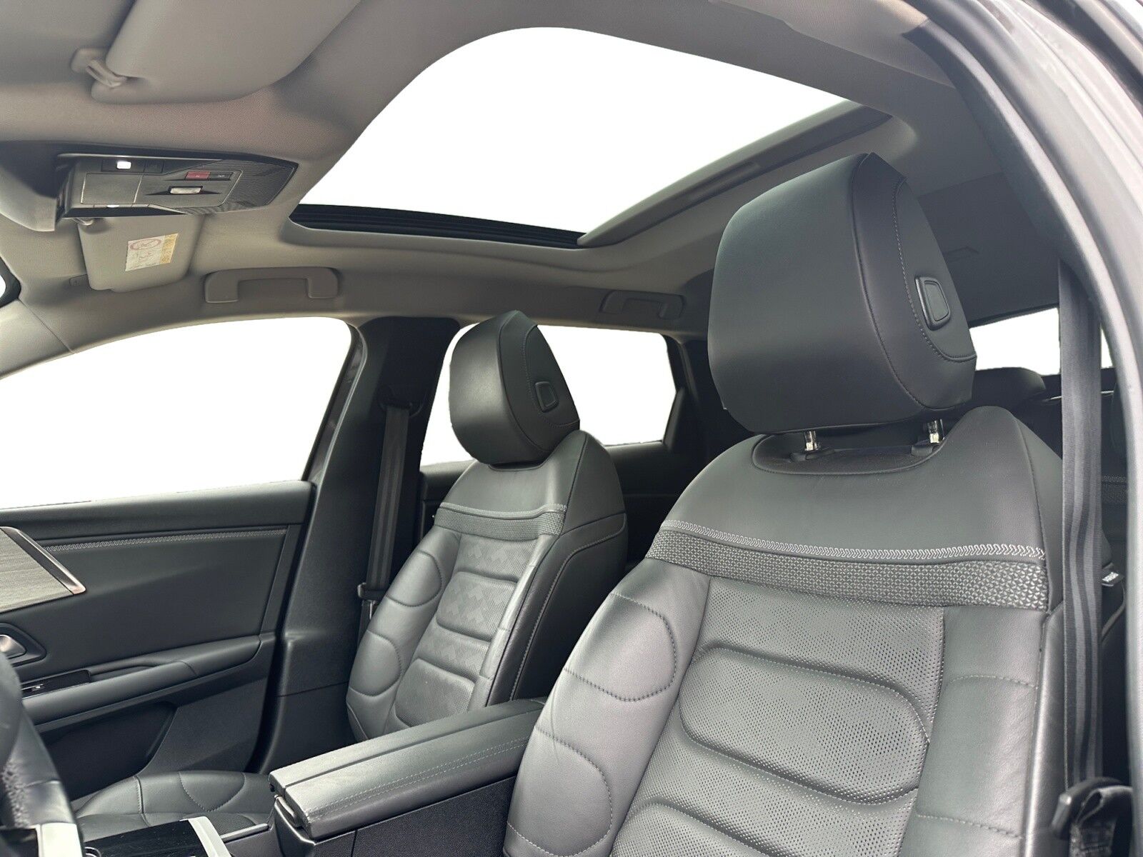 Billede af Citroën C5 X 1,6 Plugin-hybrid Grand Palais 225HK 5d 8g Aut.
