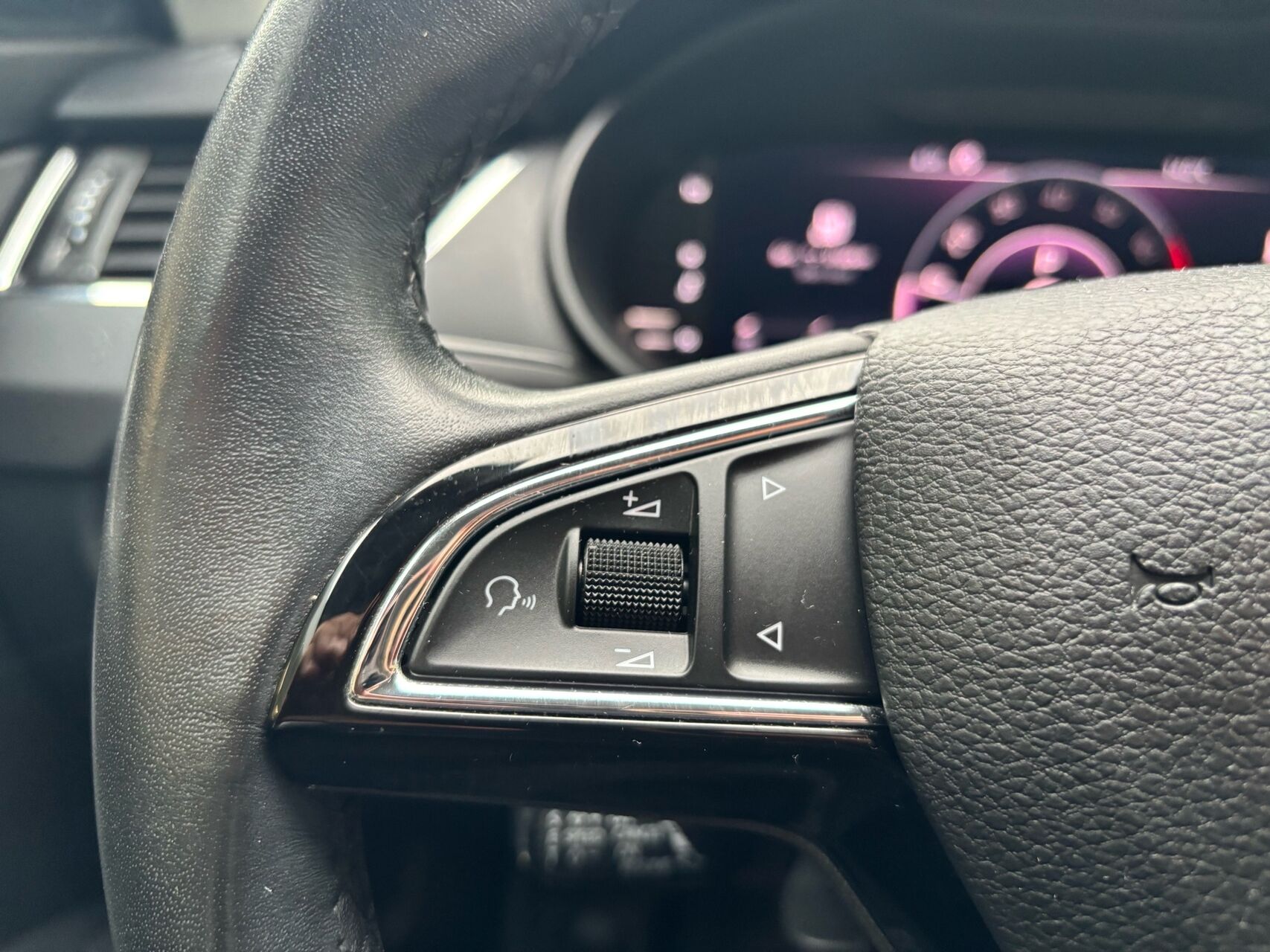 Billede af Skoda Octavia Combi 1,5 TSI ACT Business Line + Celebration DSG 150HK Stc 7g Aut.