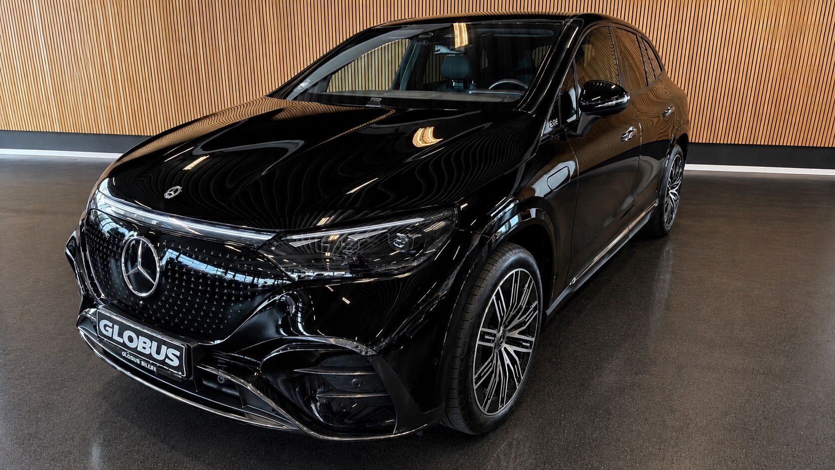 Billede af Mercedes-Benz EQE 350 EL AMG Premium Plus 4Matic 292HK 5d Aut.