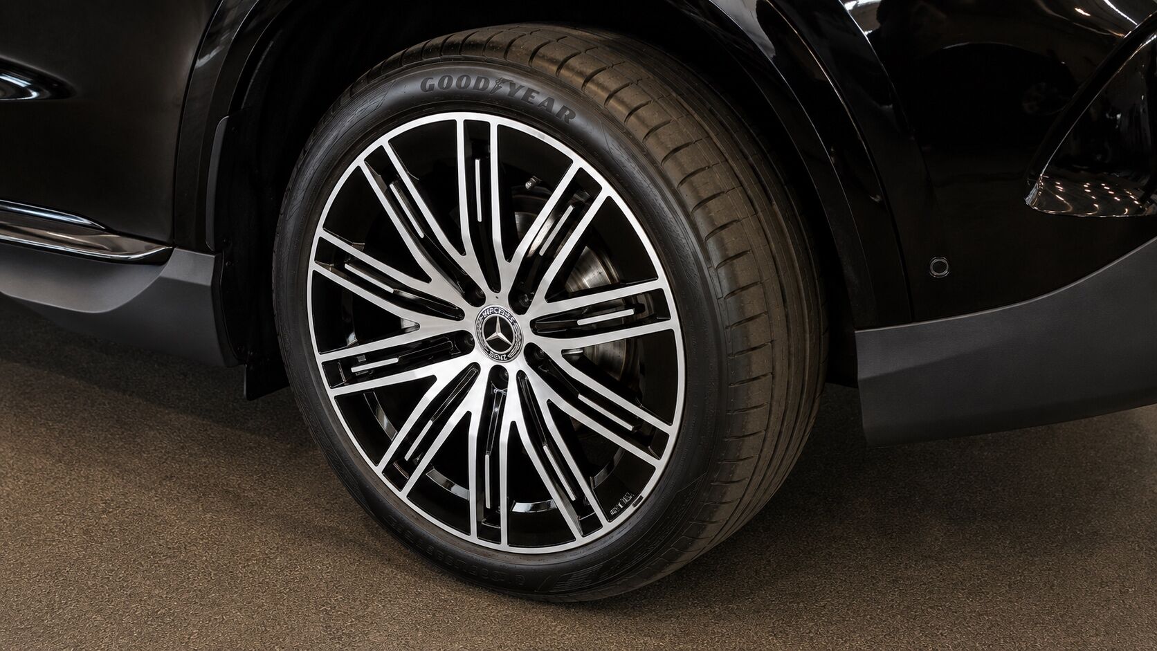 Billede af Mercedes-Benz EQE 350 EL AMG Premium Plus 4Matic 292HK 5d Aut.