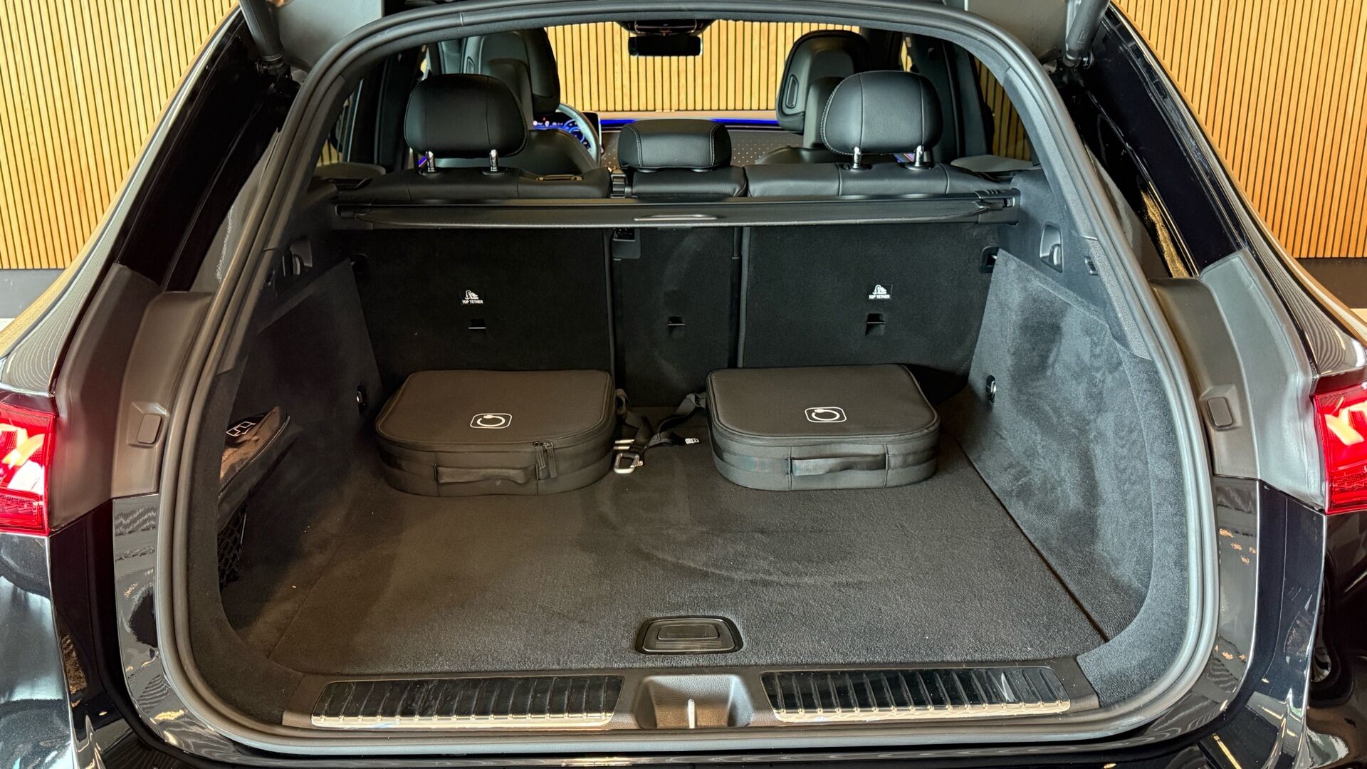 Billede af Mercedes-Benz EQE 350 EL AMG Premium Plus 4Matic 292HK 5d Aut.