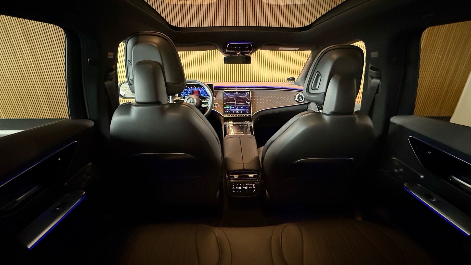 Billede af Mercedes-Benz EQE 350 EL AMG Premium Plus 4Matic 292HK 5d Aut.