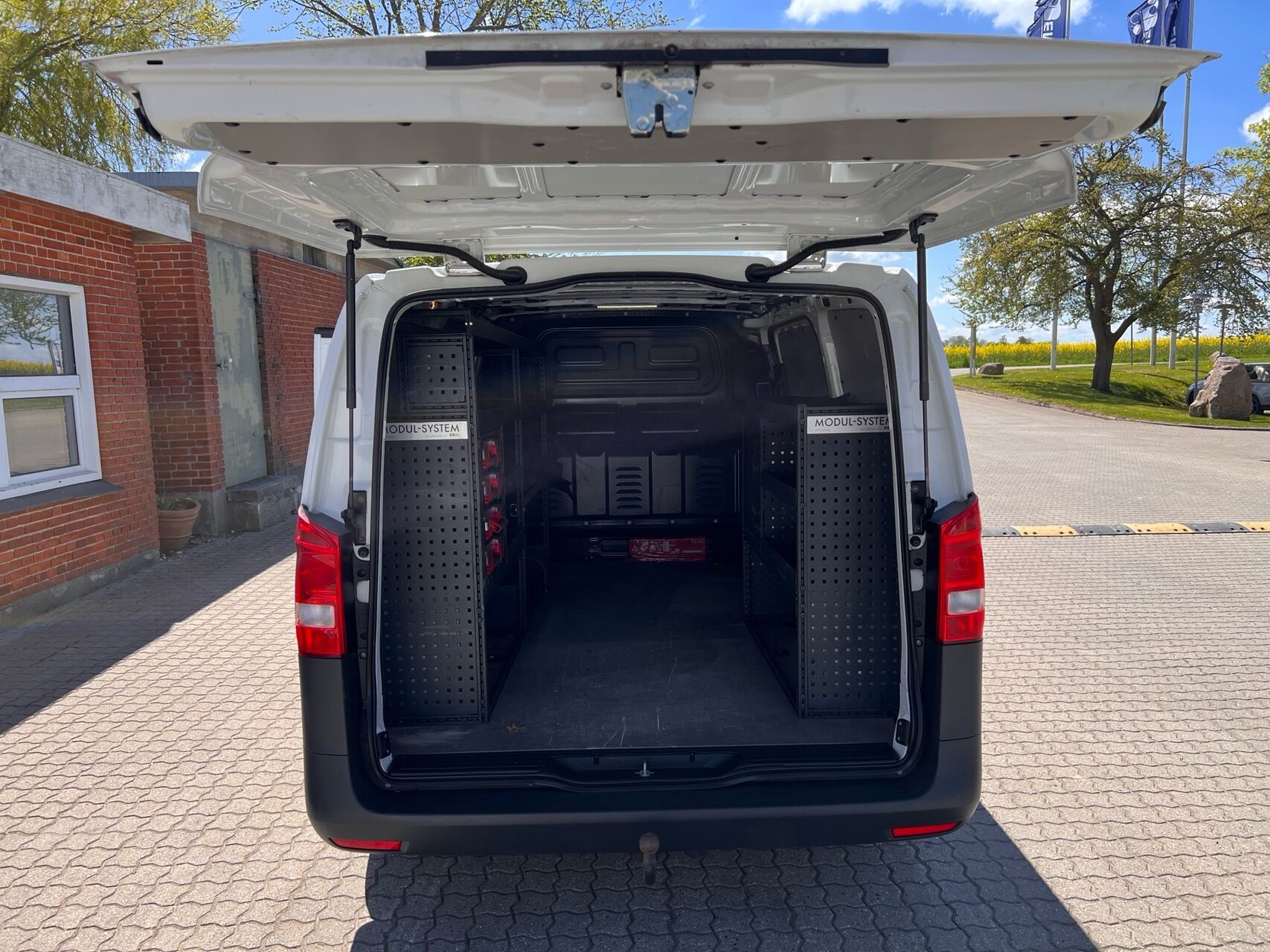 Billede af Mercedes-Benz Vito 114 A2 2,0 CDI RWD 9G-Tronic 136HK Van Aut.